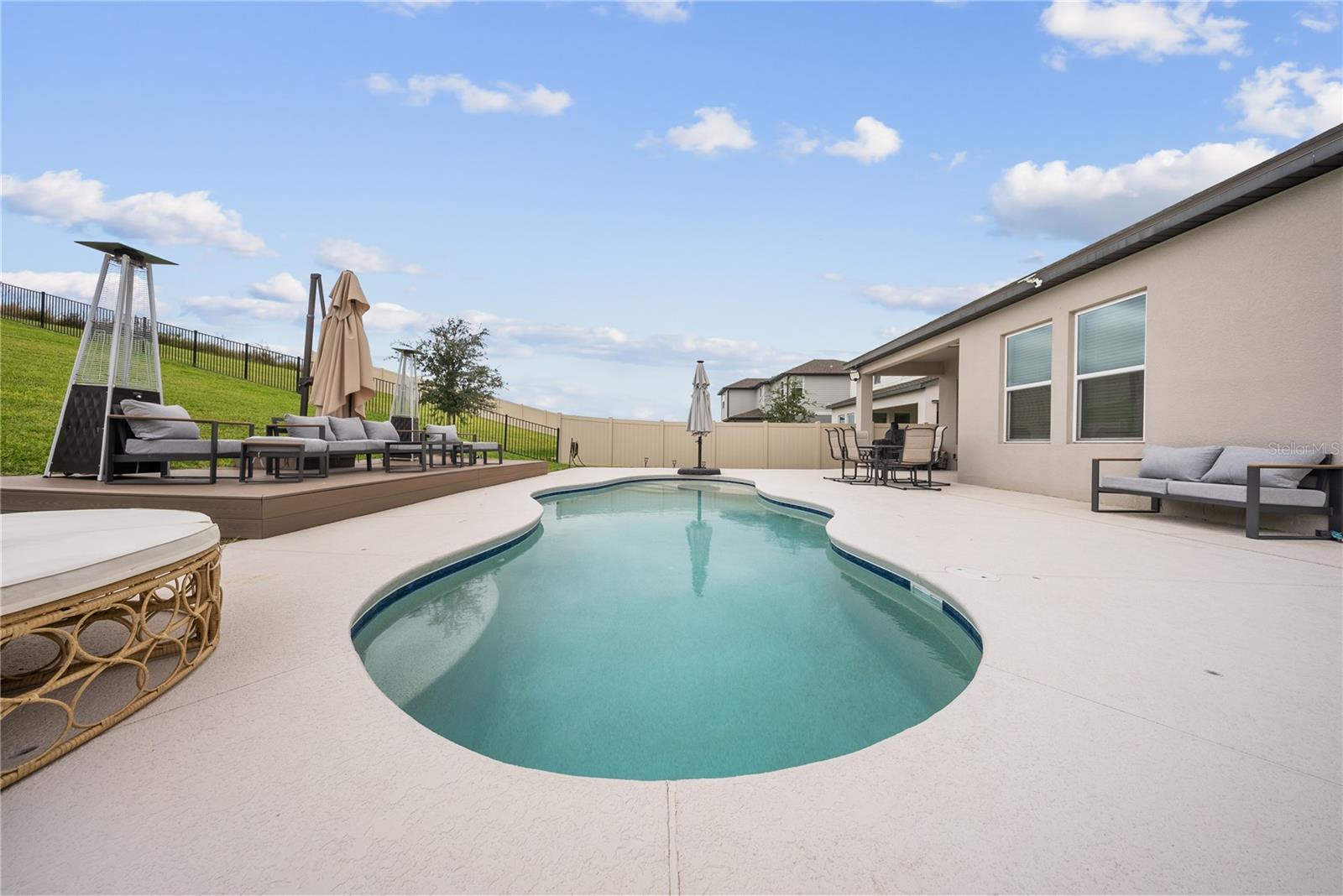 SILVERLEAF RESERVE/HAMLIN PH 2 - Residential Lease