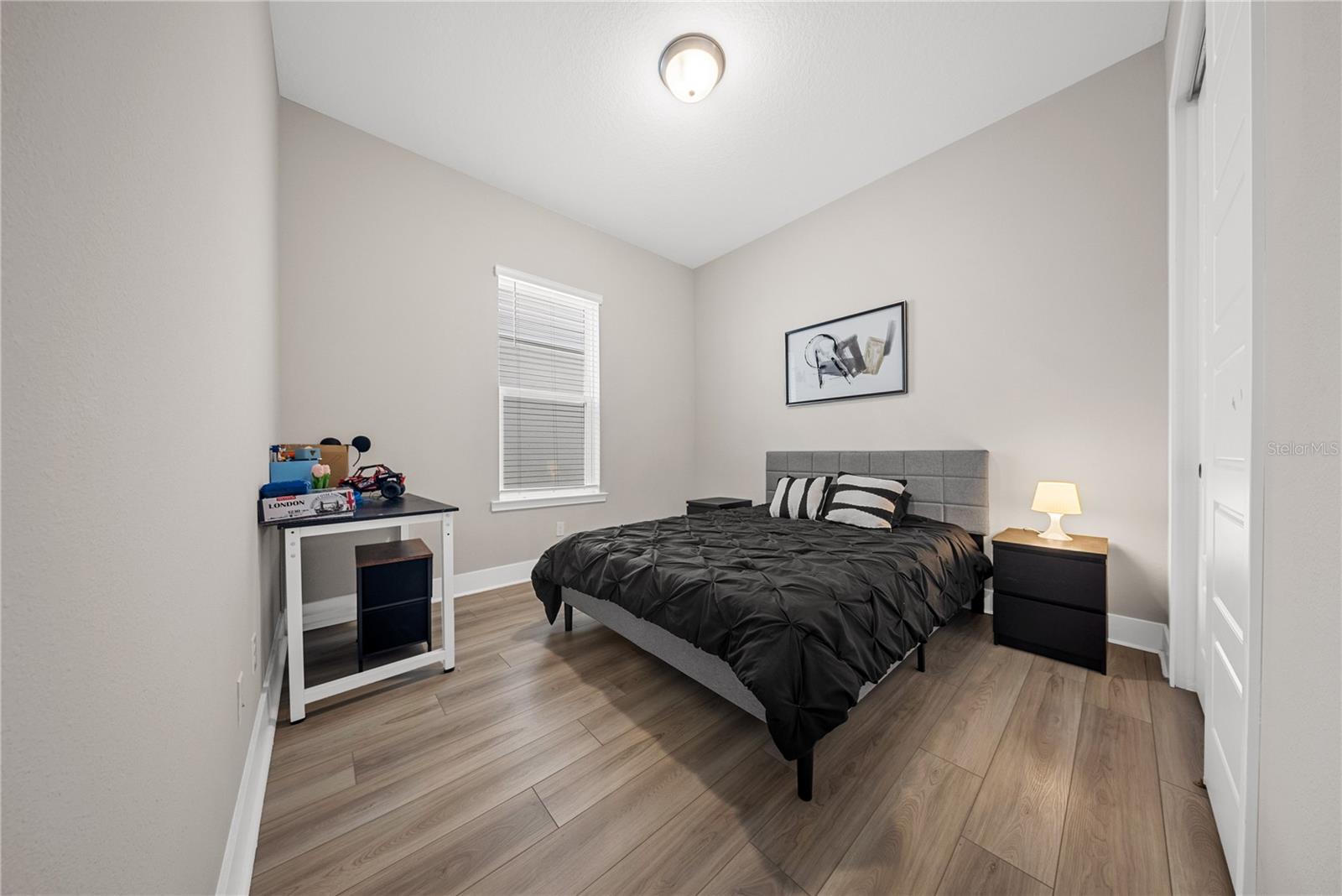 SILVERLEAF RESERVE/HAMLIN PH 2 - Residential Lease