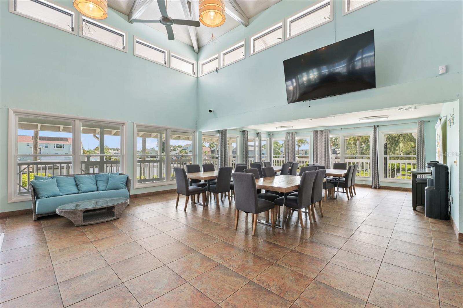 WATERS EDGE - Residential