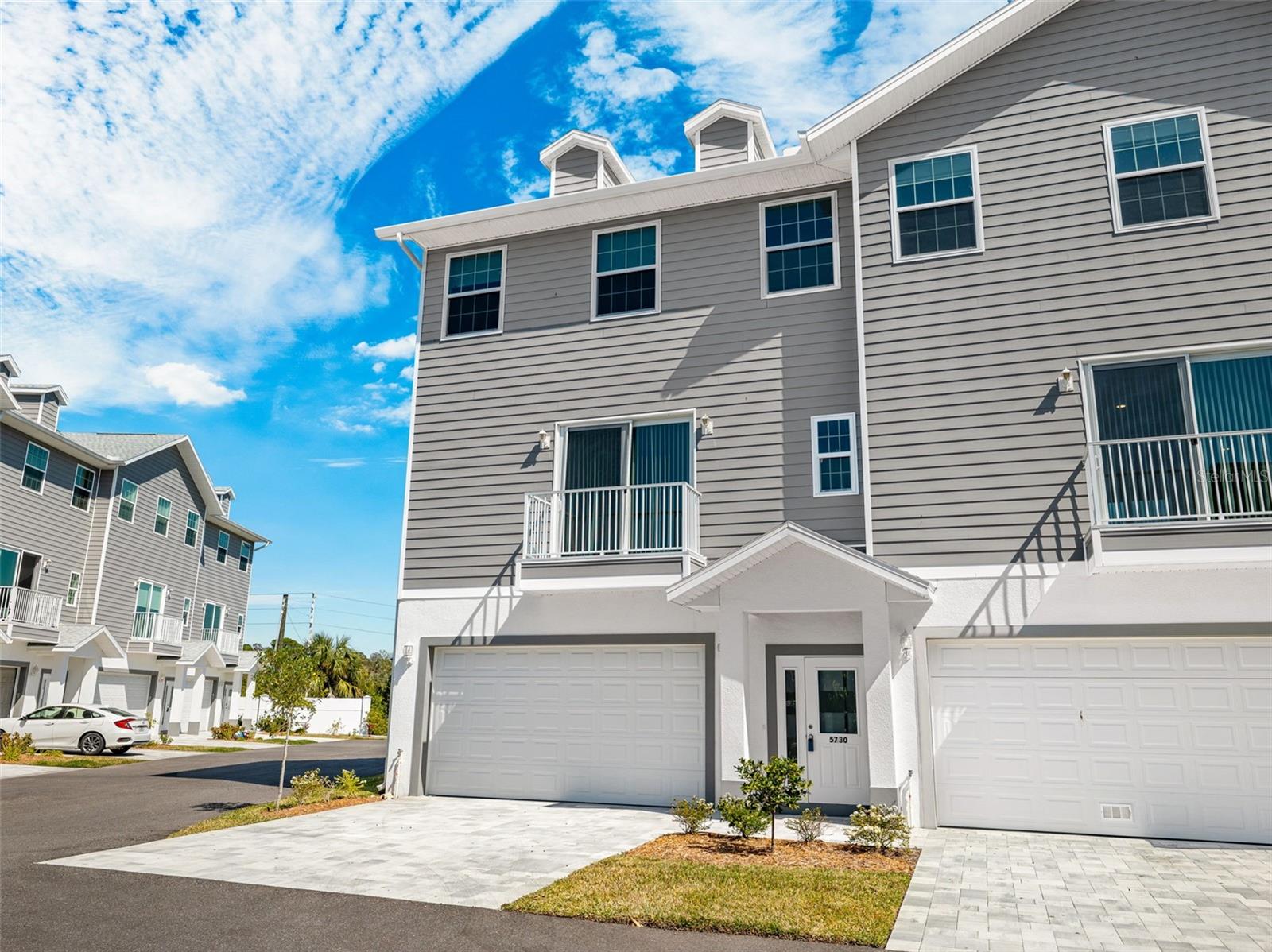 WATERS EDGE - Residential