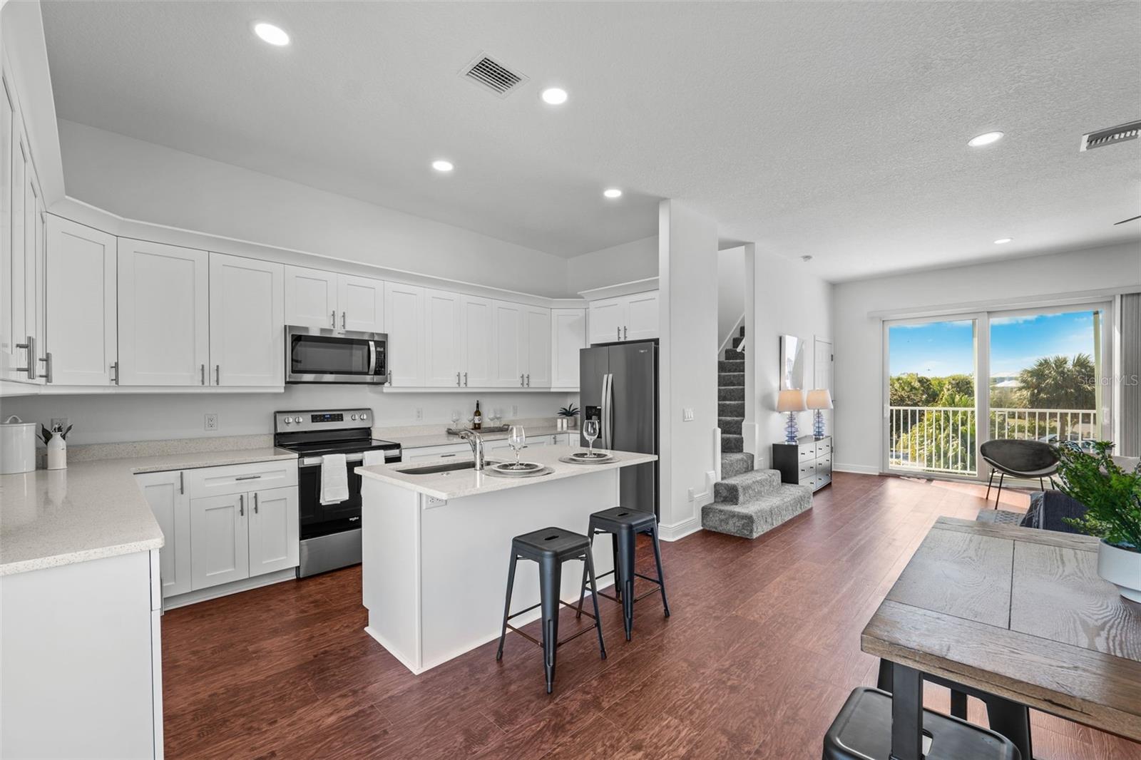 WATERS EDGE - Residential