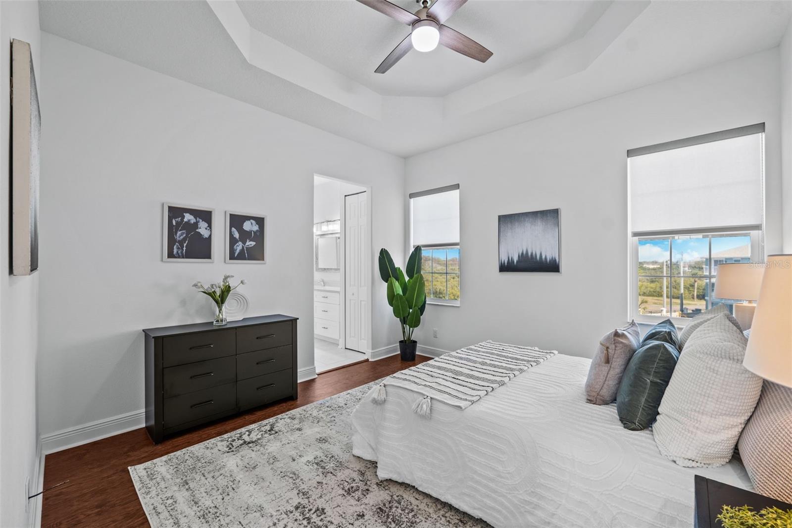 WATERS EDGE - Residential