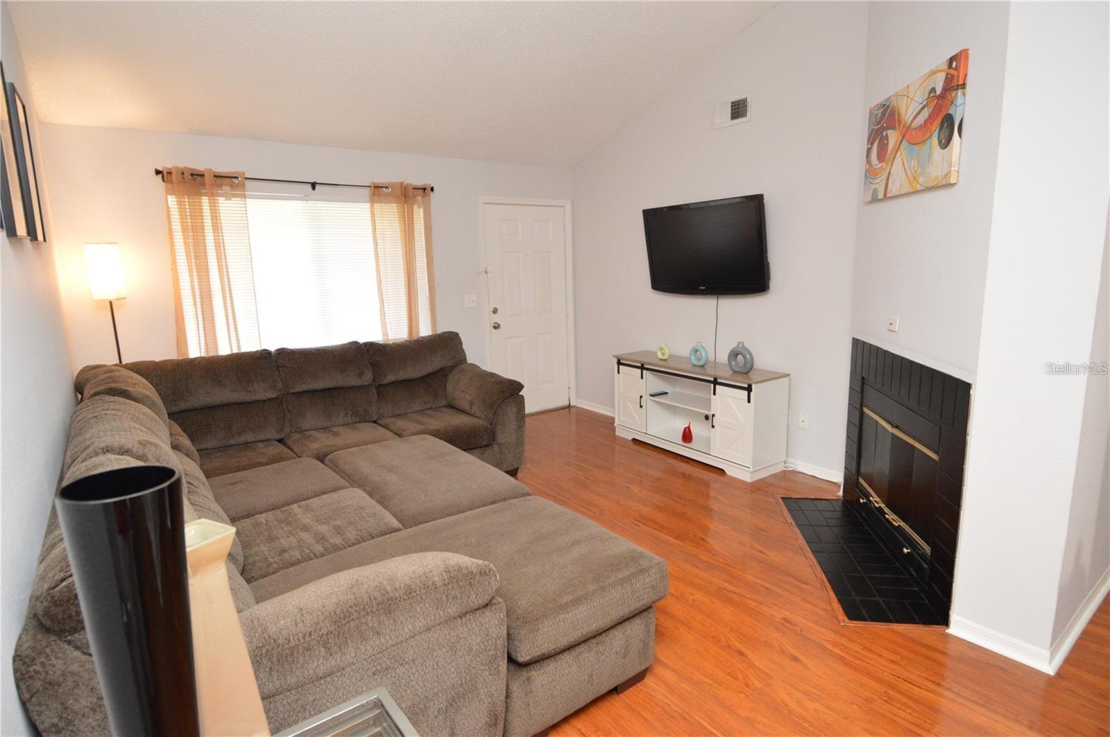 ITOPIA PRIVATE RESIDENCES CONDO - Residential Lease