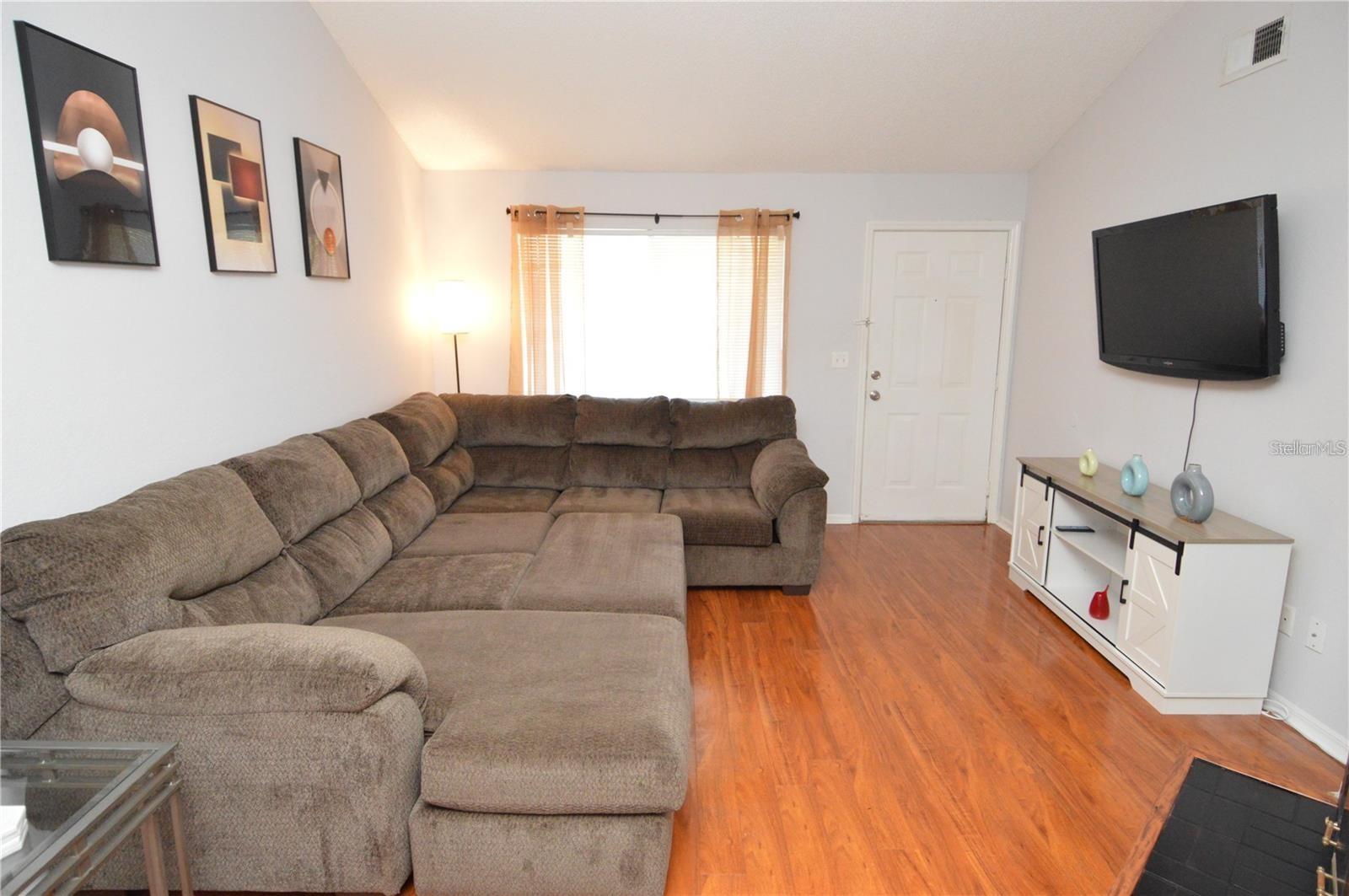 ITOPIA PRIVATE RESIDENCES CONDO - Residential Lease