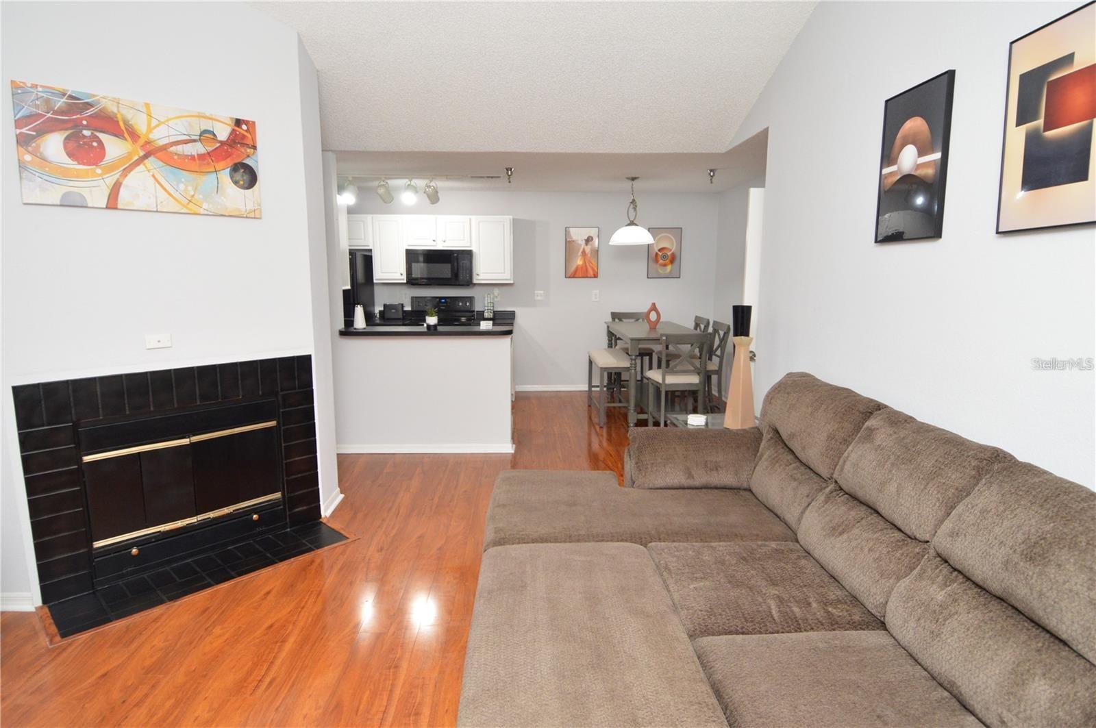 ITOPIA PRIVATE RESIDENCES CONDO - Residential Lease