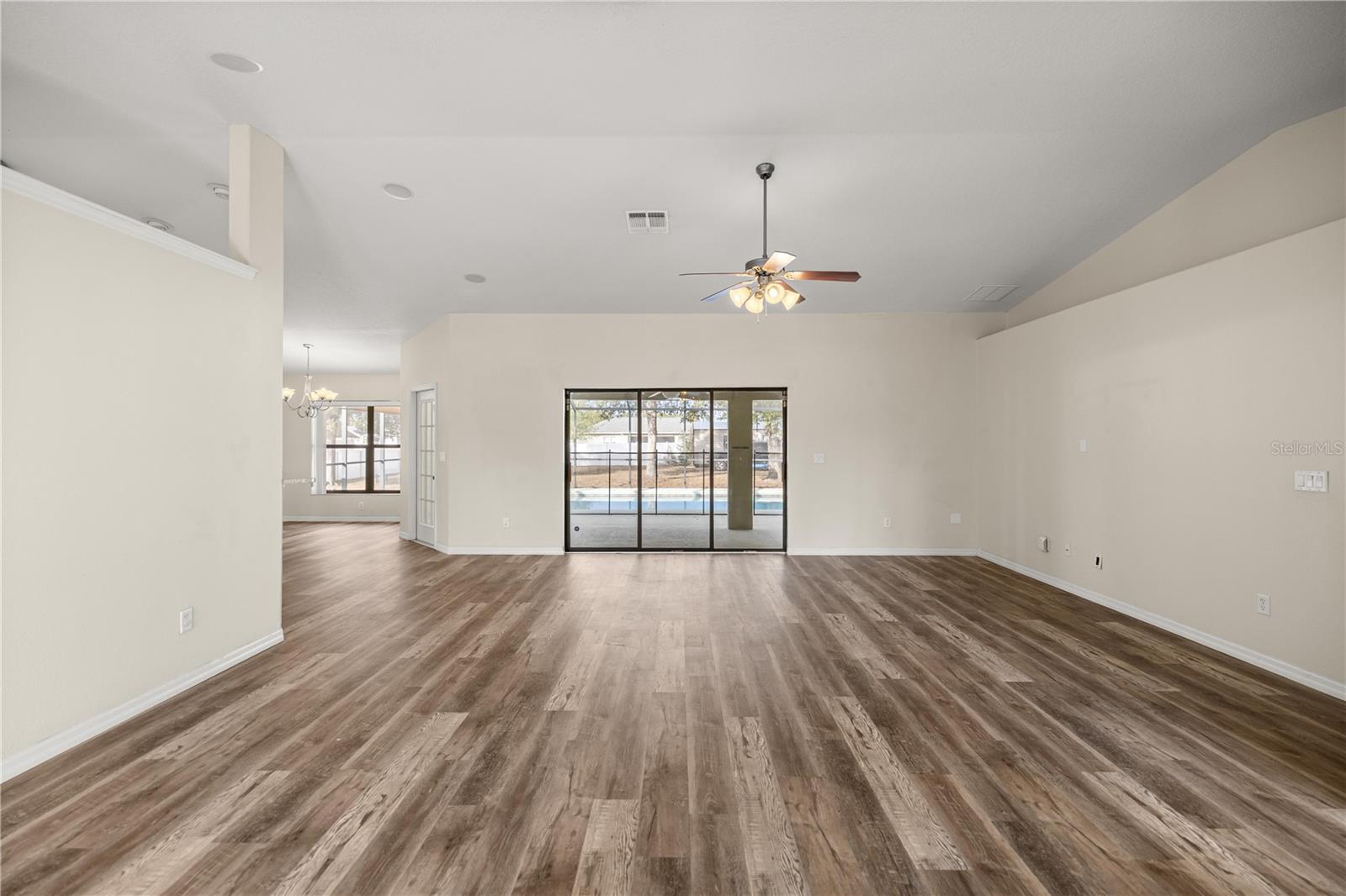 KINGSLAND COUNTRY ESTATE - Residential