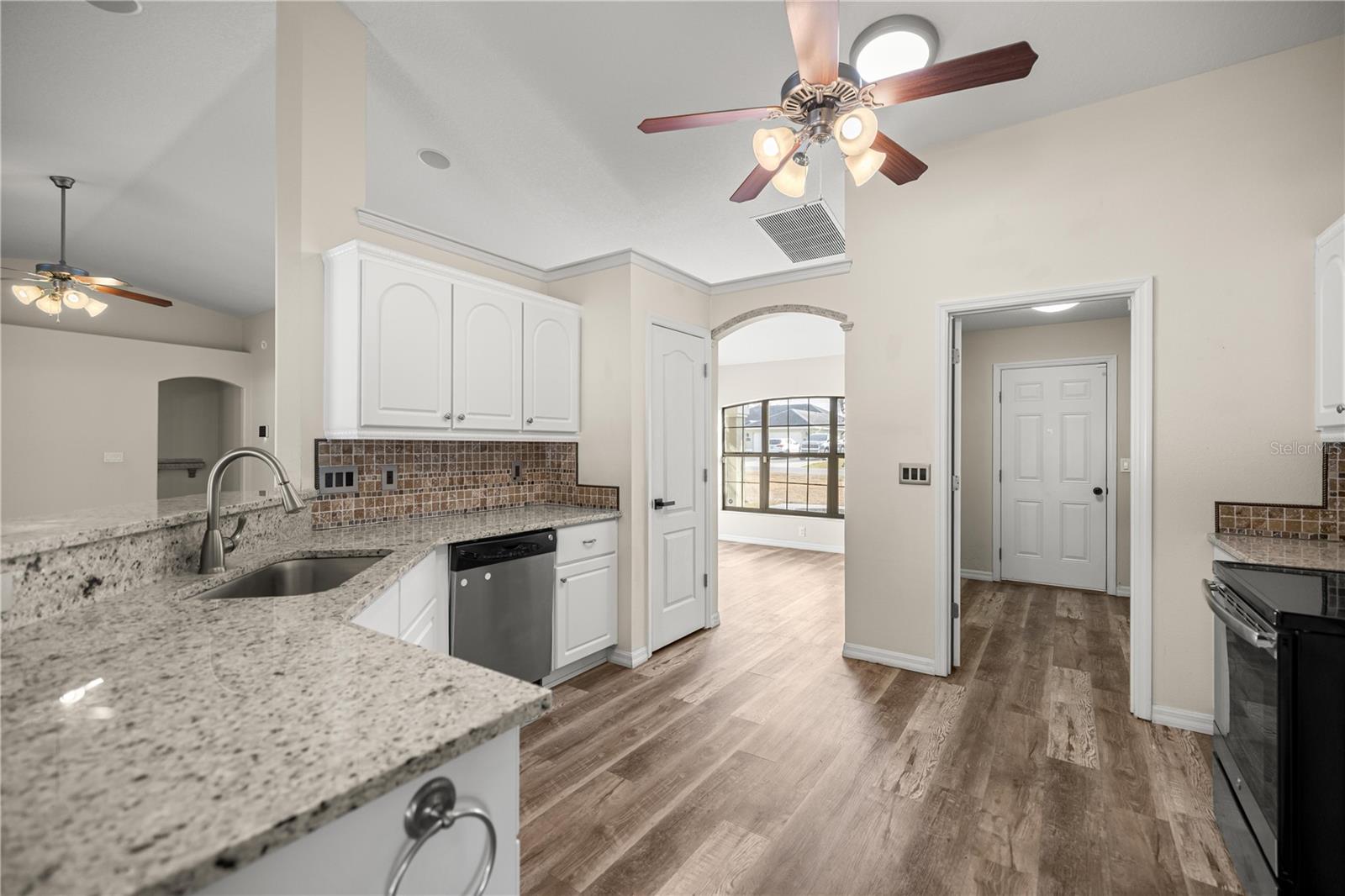 KINGSLAND COUNTRY ESTATE - Residential