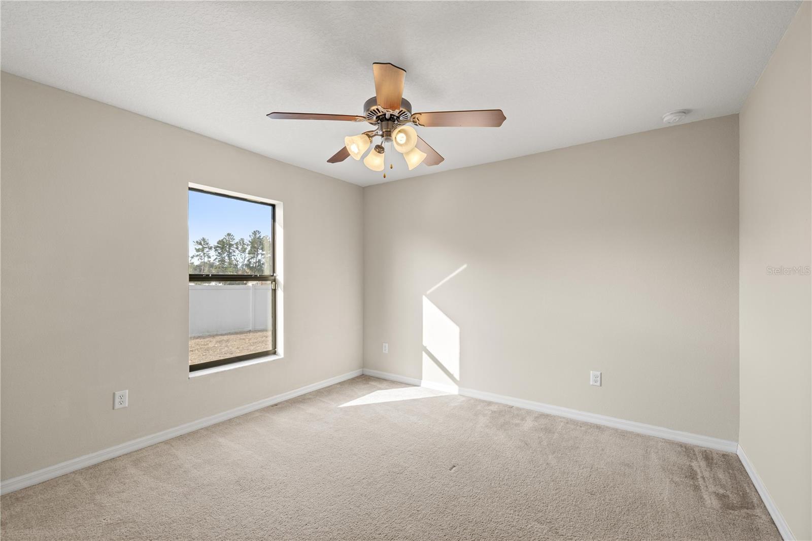 KINGSLAND COUNTRY ESTATE - Residential