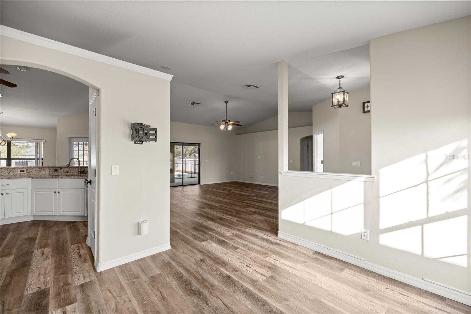 KINGSLAND COUNTRY ESTATE - Residential