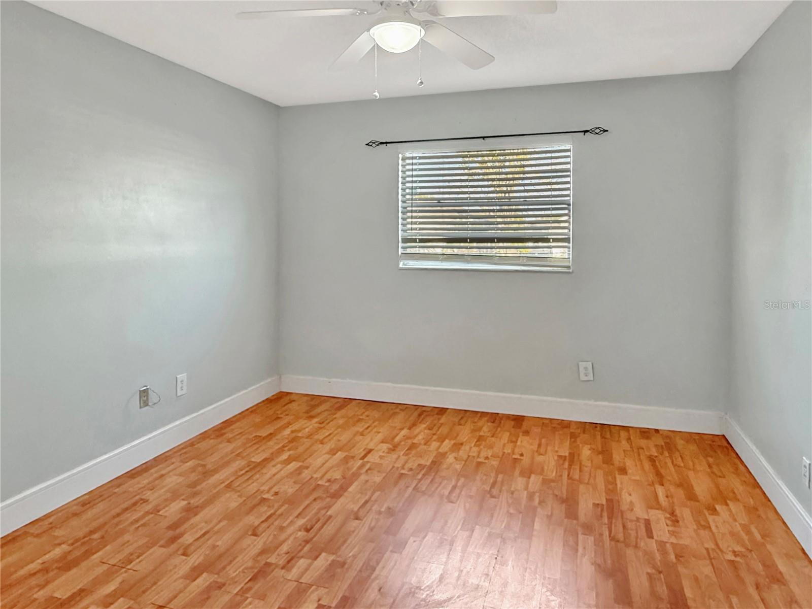 DELTONA LAKES UN 5 - Residential