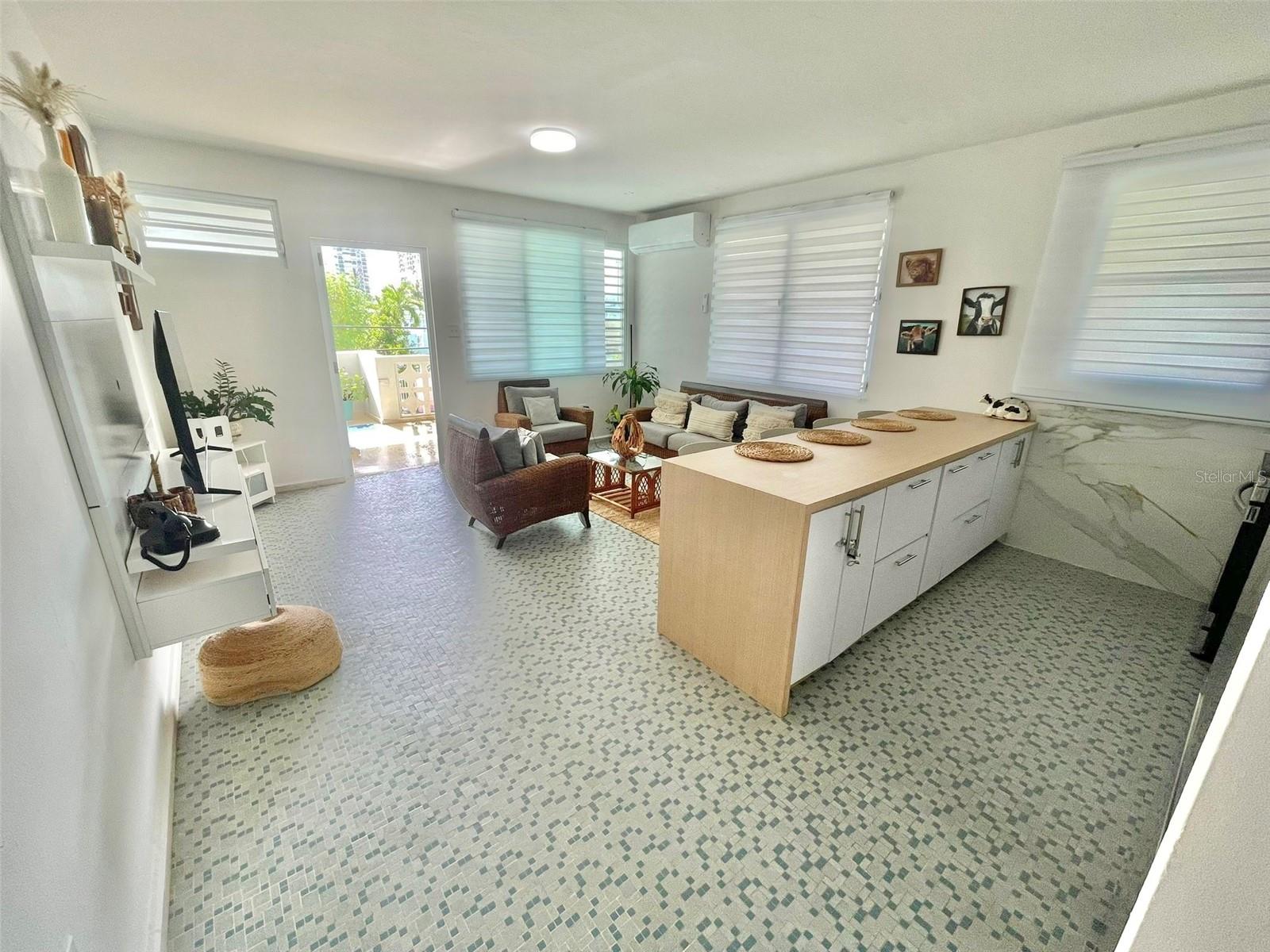 COND. EXCELSIOR - Residential