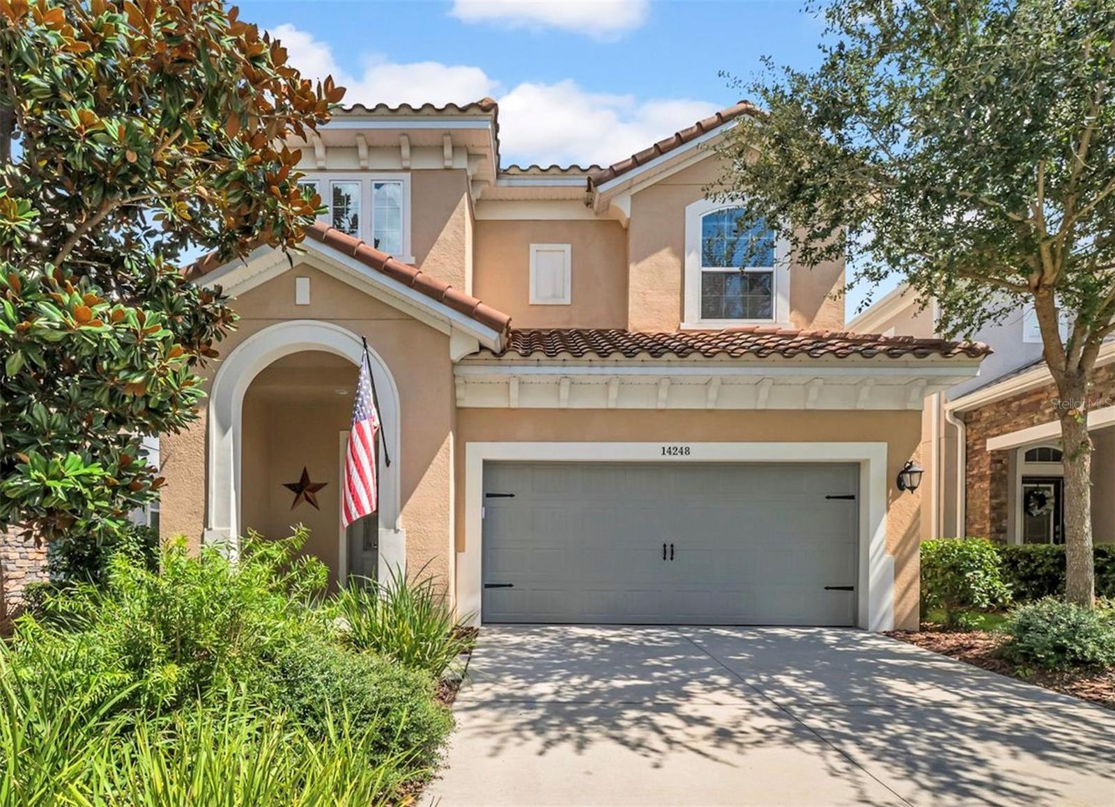 Stunning David Weekley home in sought-after Fishhawk West! This 4-bedroom / 3.5-bath home offers bright, natural light throughout the main living area and the perfect setting for outdoor living on the screened lanai or in the landscaped yard. The chef’s kitchen boasts a large prep island, gourmet range hood, extended cabinetry, pantry, granite counters, and stainless appliances. Large windows and window coverings add elegance throughout. The luxurious first-floor primary suite features a vaulted ceiling, walk-in closet, and spa-like bath with dual sinks and a massive shower. Upstairs, a spacious loft connects three additional bedrooms and two full bathrooms, offering plenty of room for family or guests. Located in a vibrant community with top-rated schools and resort-style amenities!