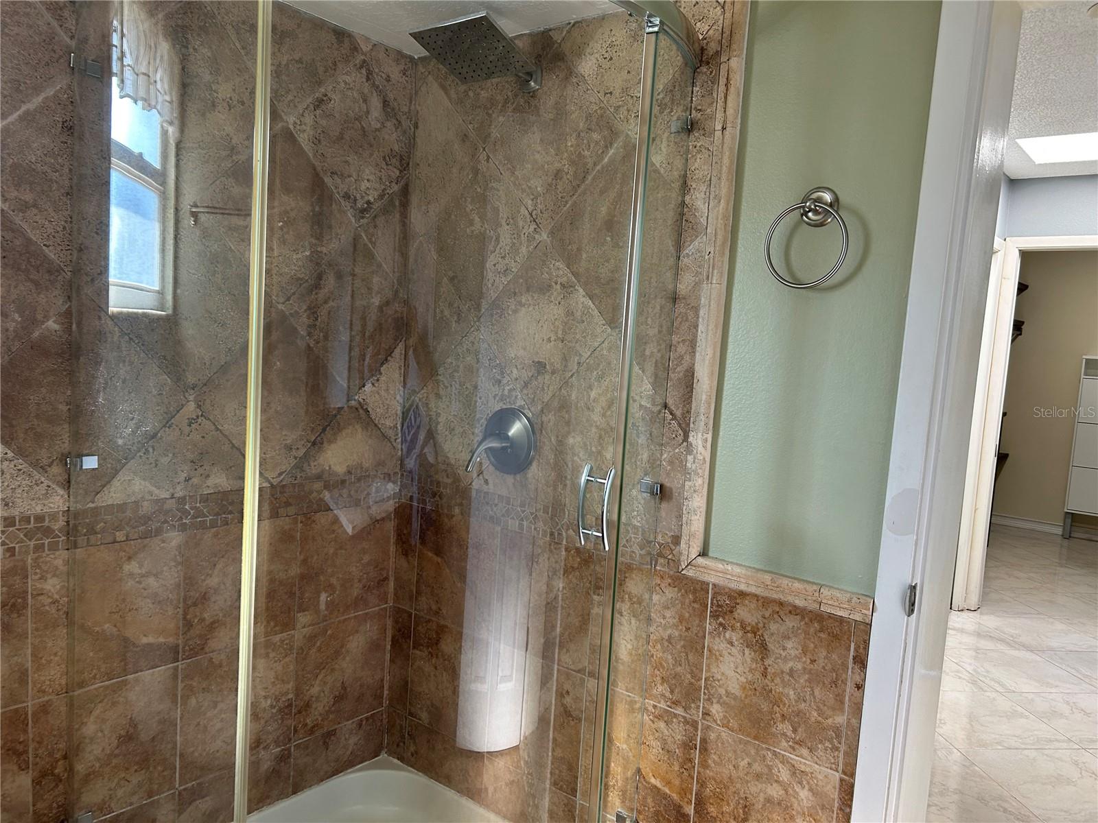 CRESTLINE - Residential