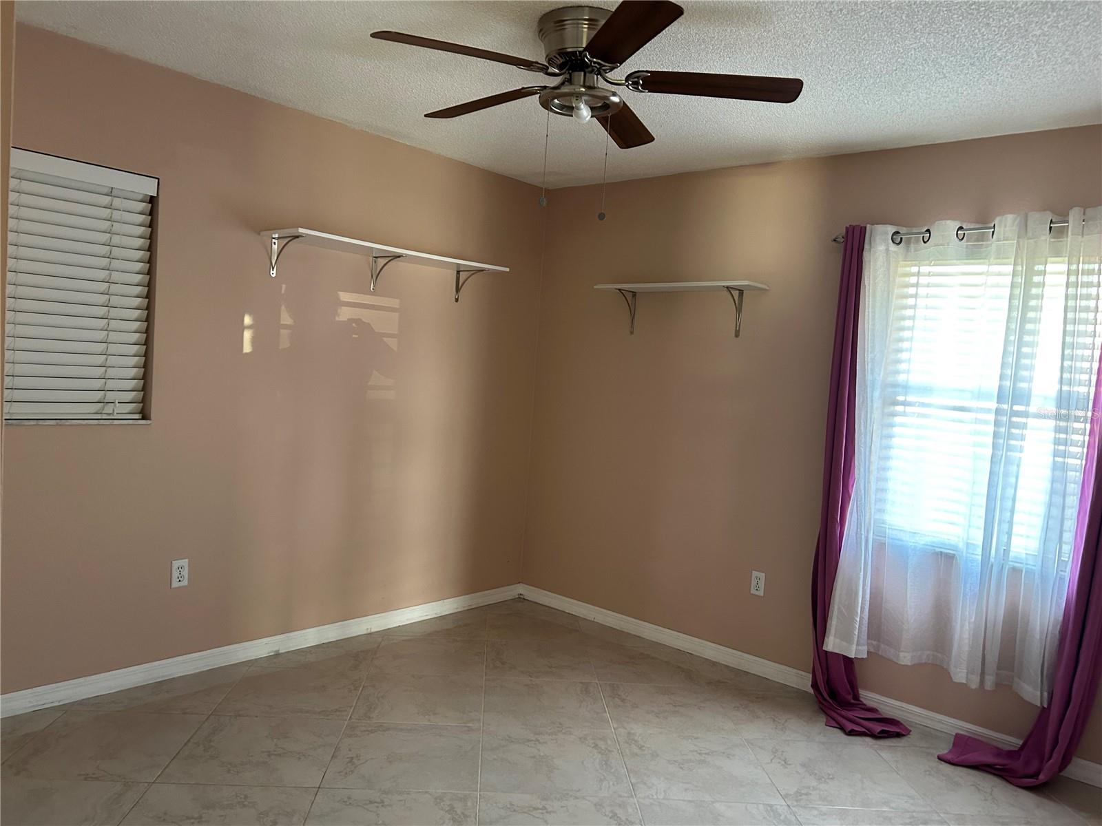 CRESTLINE - Residential