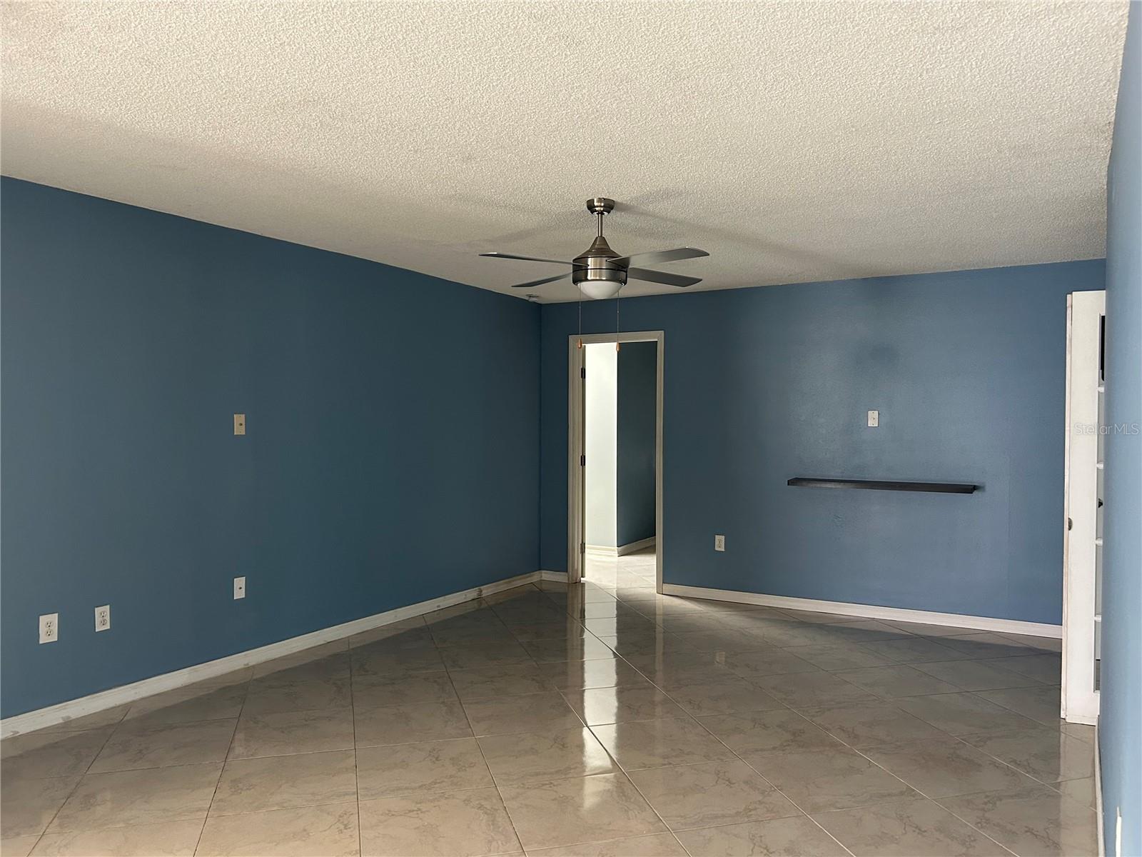 CRESTLINE - Residential