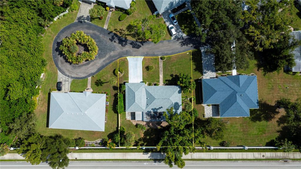 Photo of 5 Barbados Road #31, Englewood, FL 34223 (MLS # C7516546)