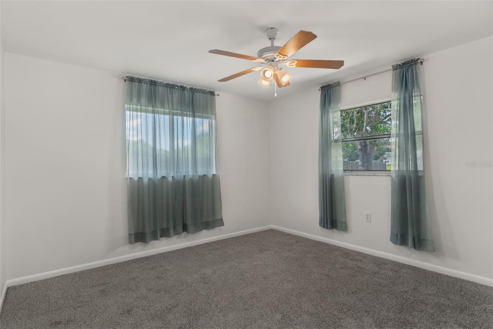 BEVERLY HILLS UNIT 08 PH 01 - Residential