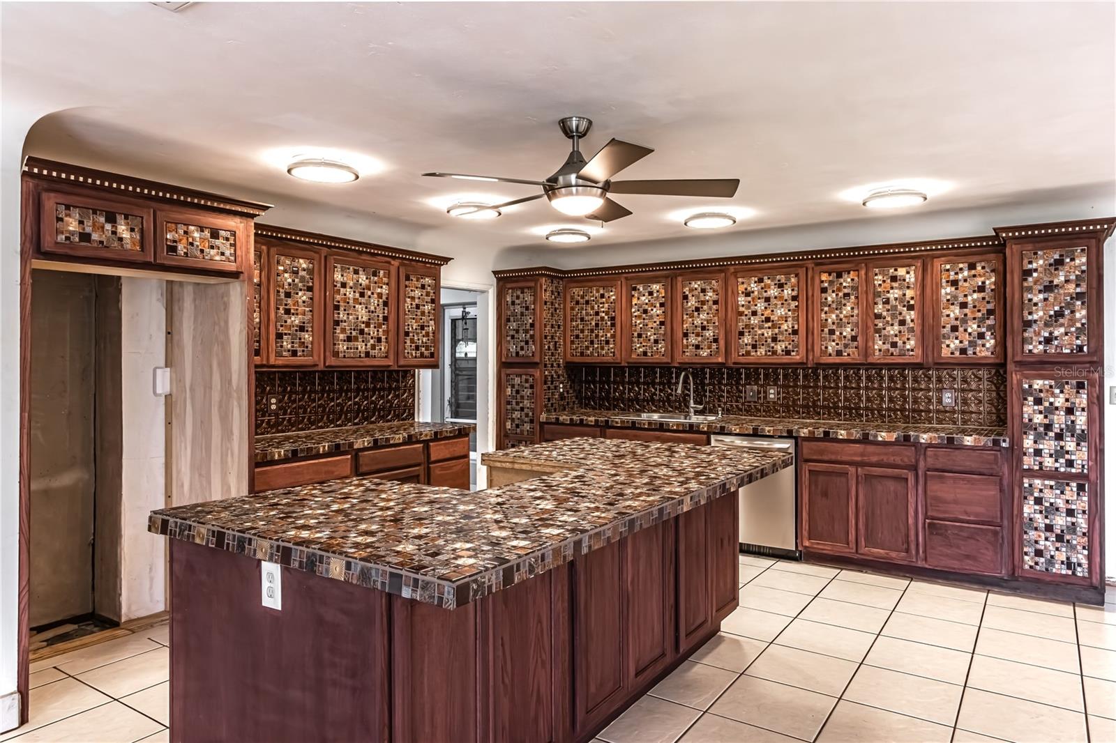 8309 W LAKE MARION ROAD