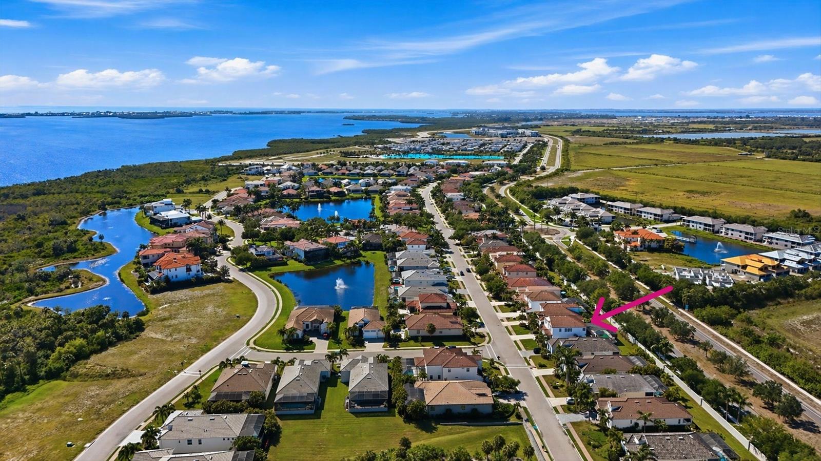 LEGENDS BAY - Residential