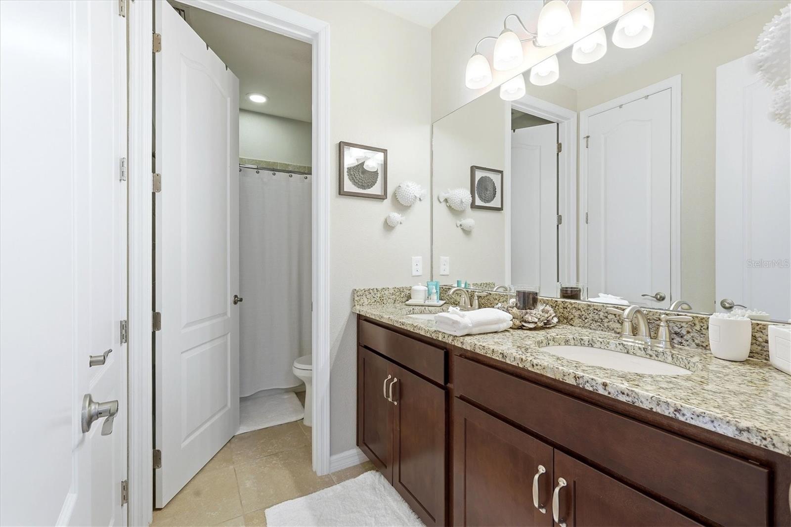 LEGENDS BAY - Residential