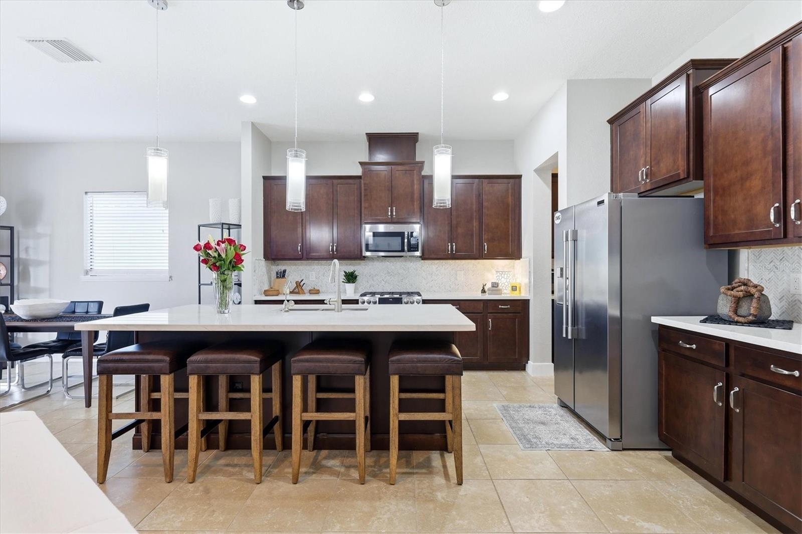 LEGENDS BAY - Residential