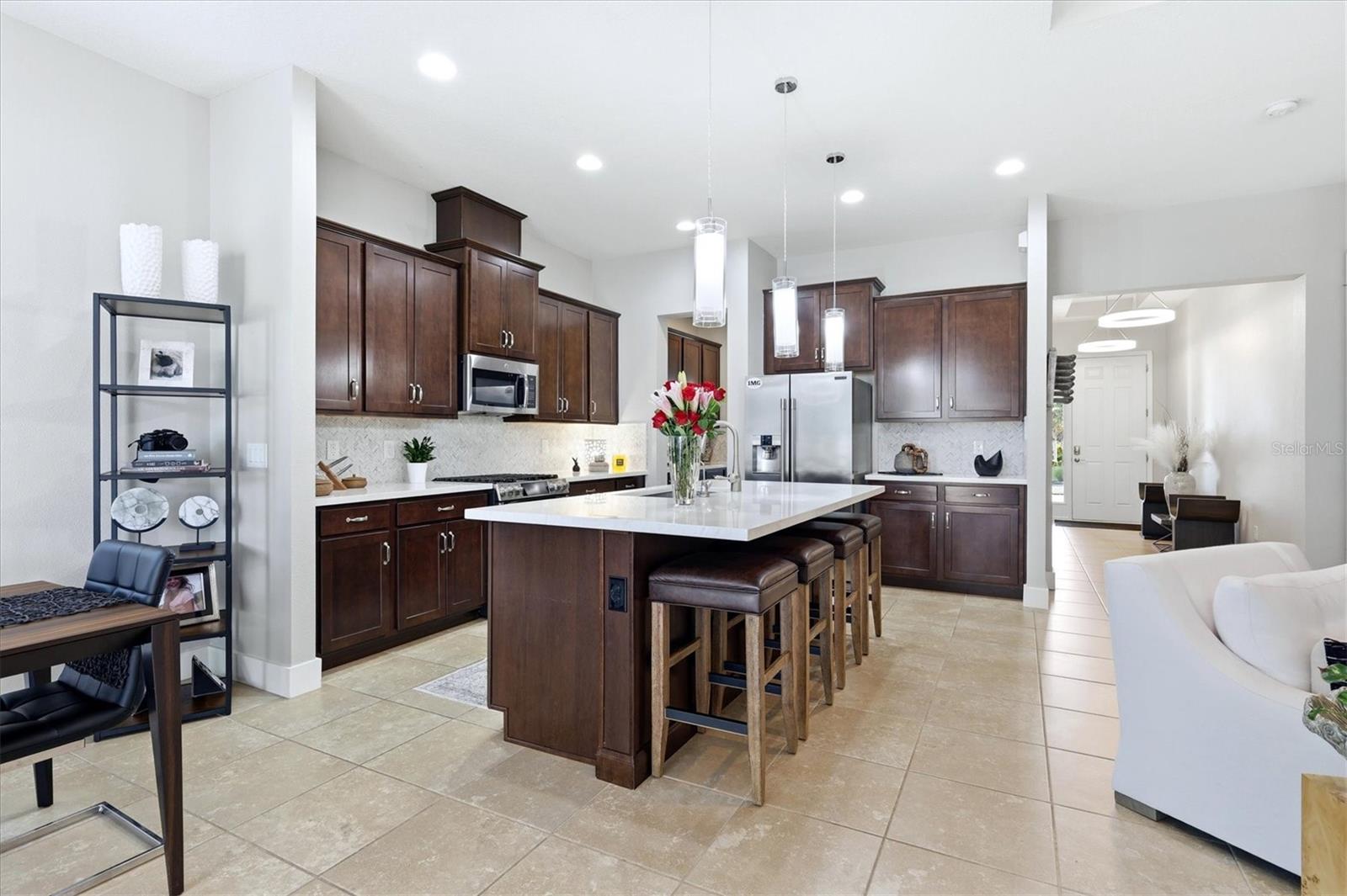 LEGENDS BAY - Residential