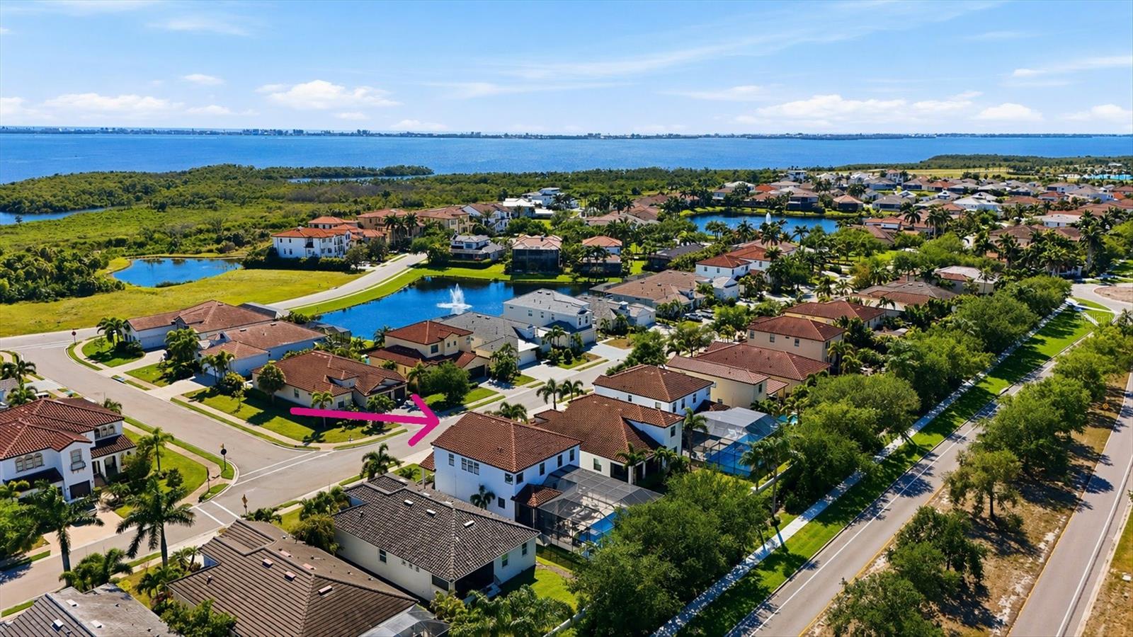 LEGENDS BAY - Residential