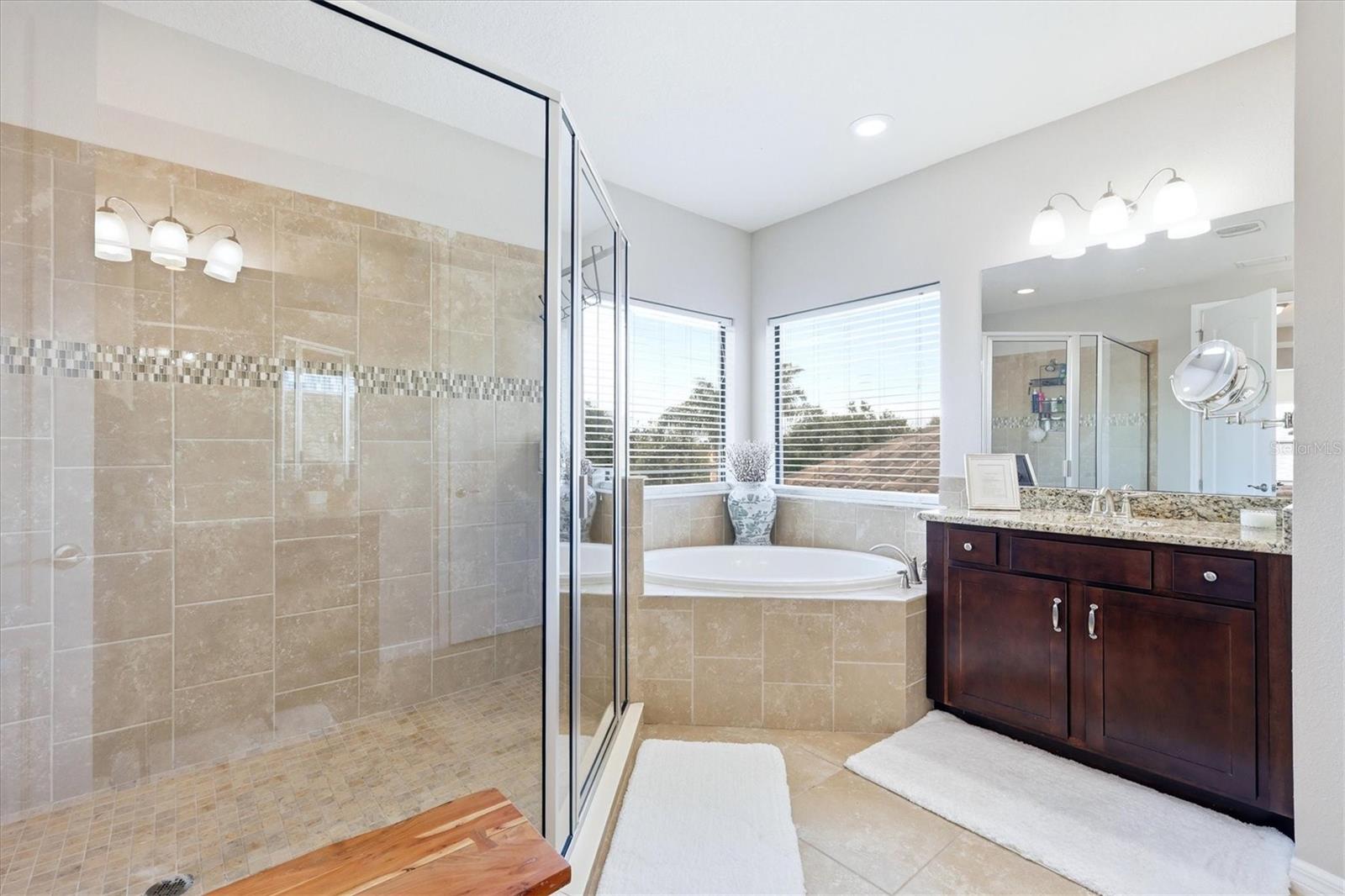 LEGENDS BAY - Residential