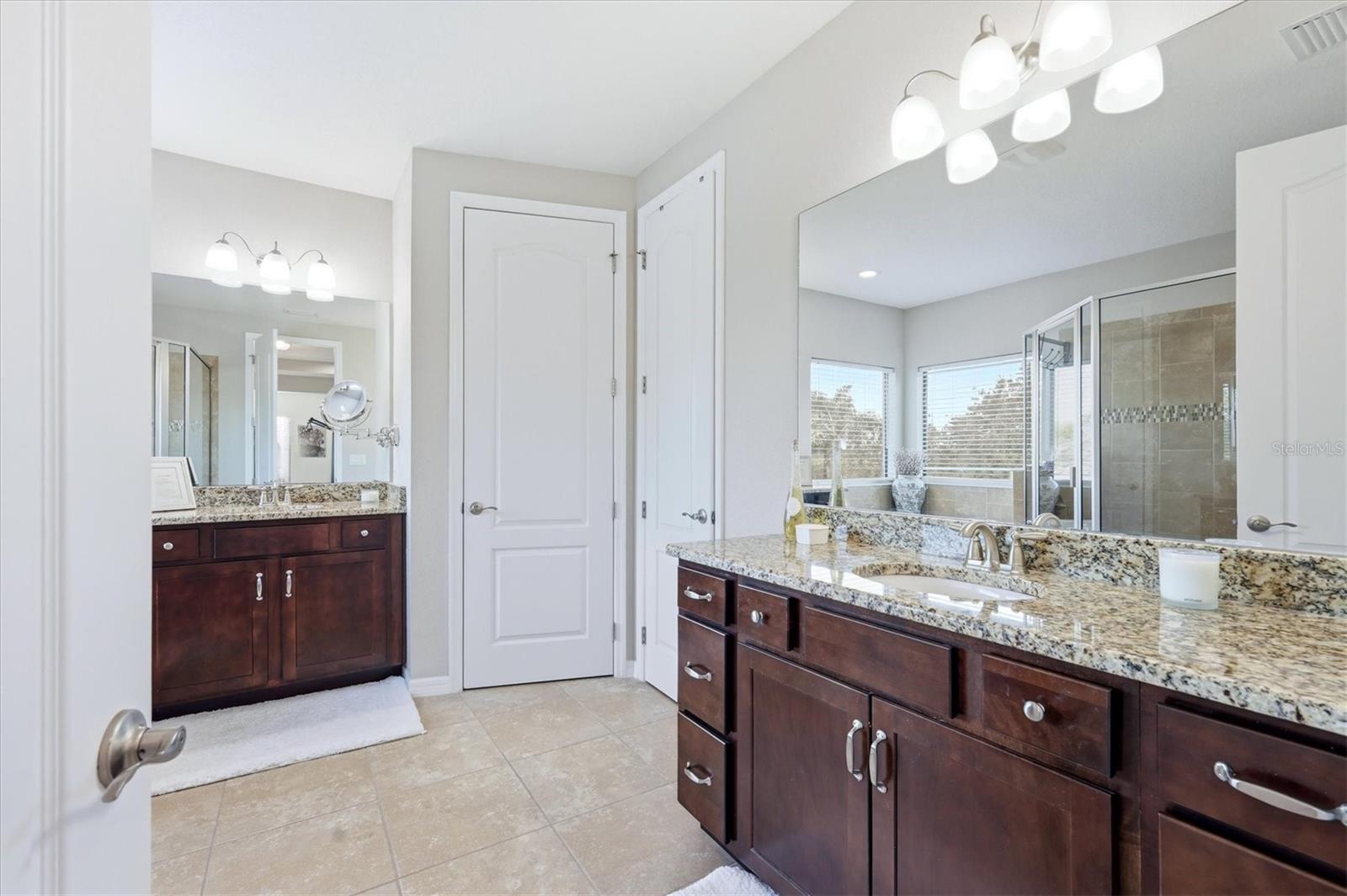 LEGENDS BAY - Residential