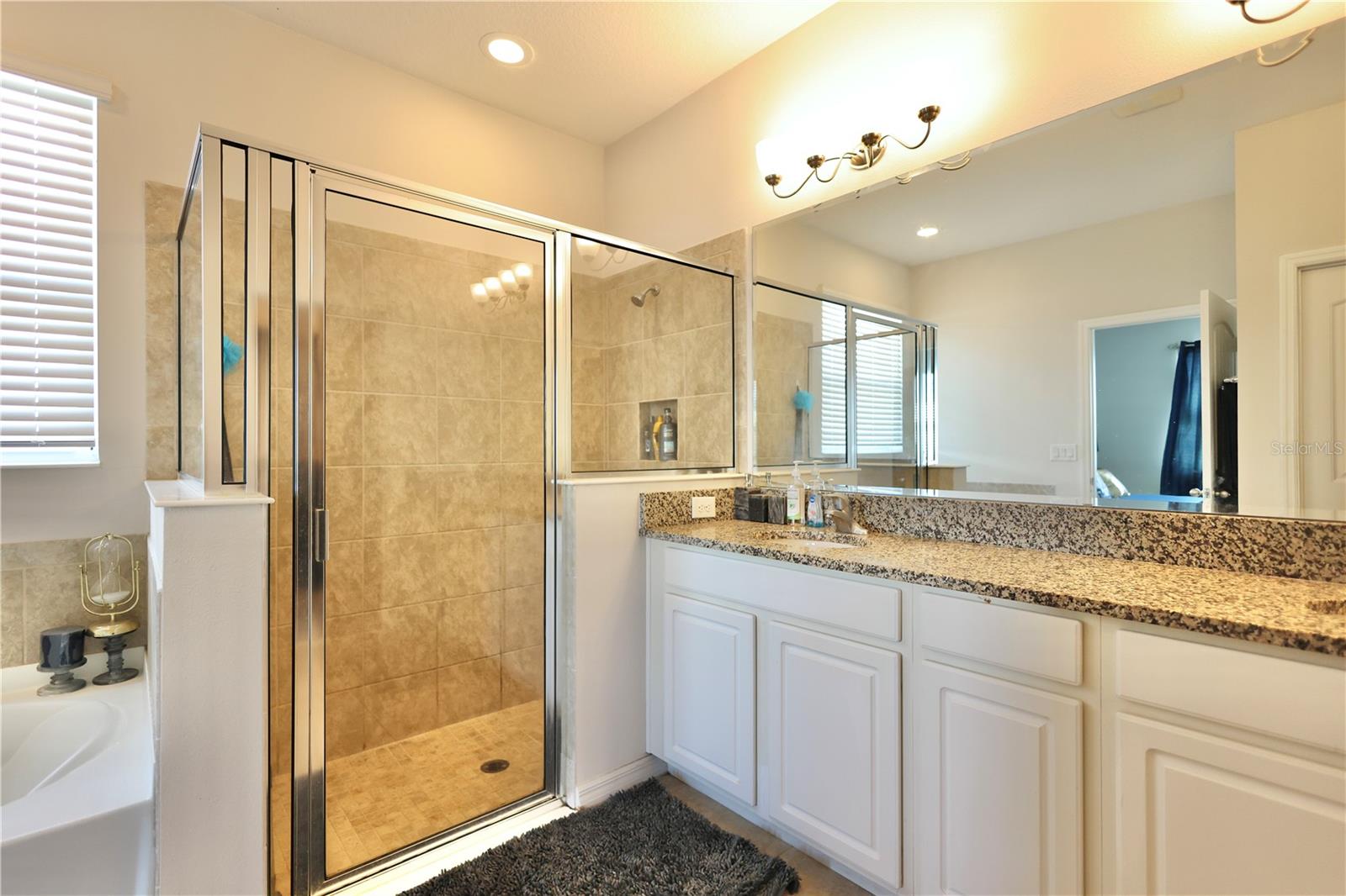 KINDRED - Residential Lease