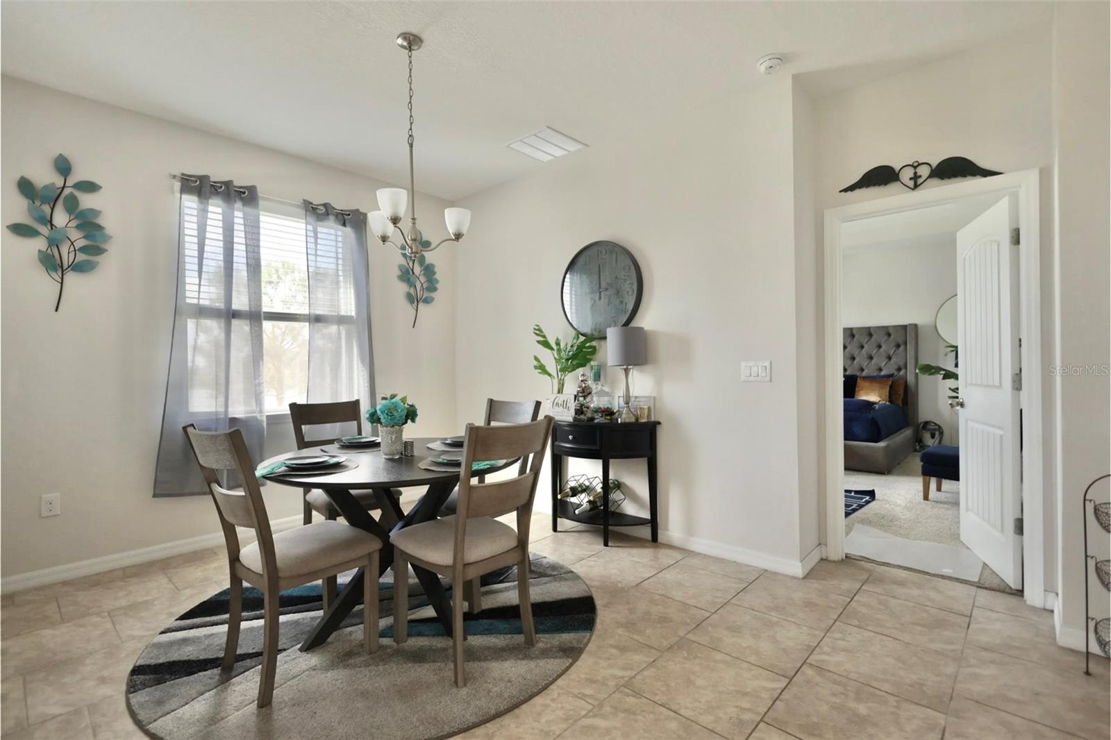 KINDRED - Residential Lease