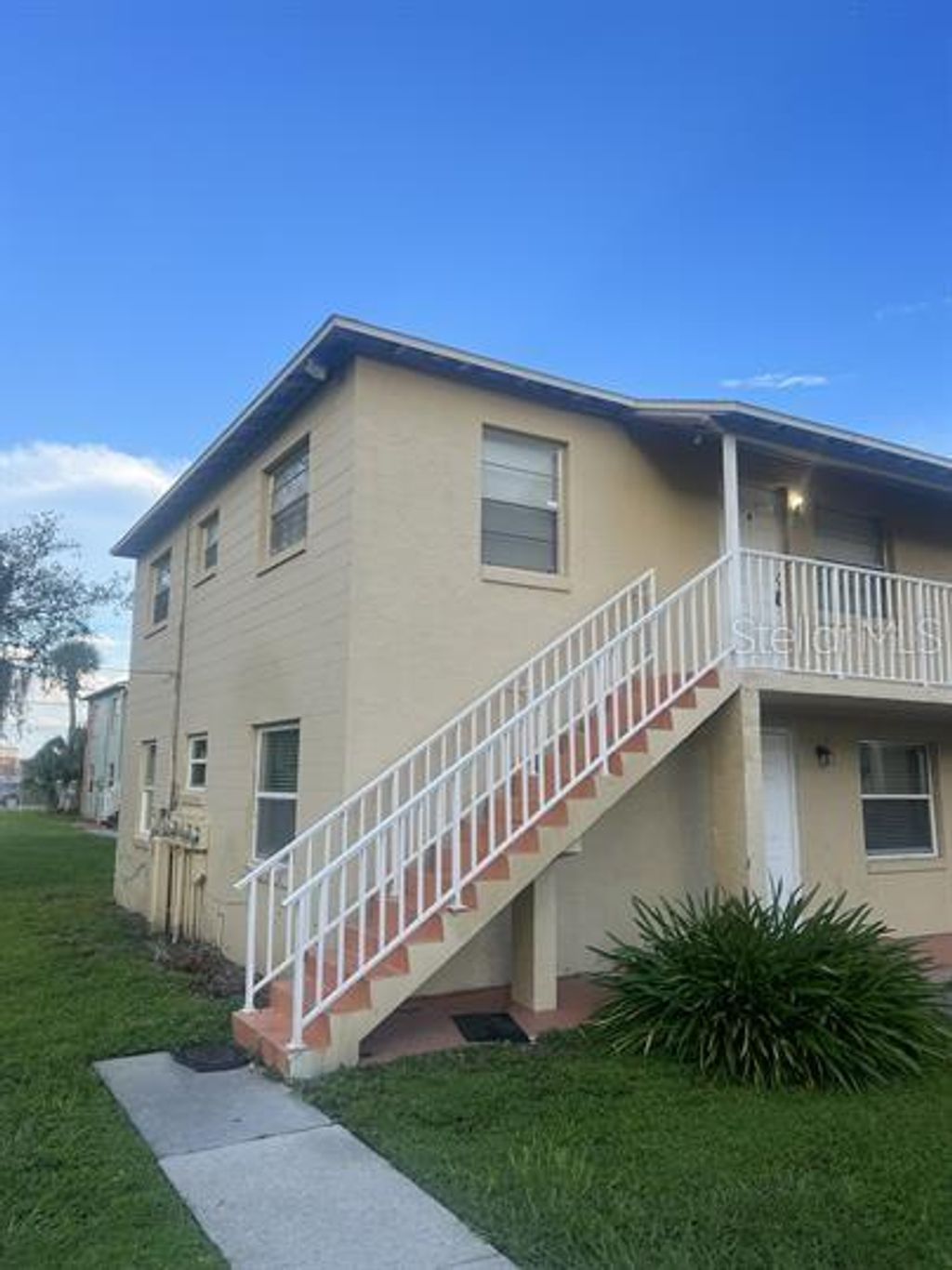 Photo of 731 Michigan Court #4, Saint Cloud, FL 34769 (MLS # S5140611)