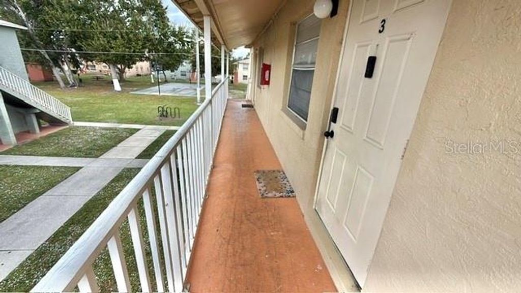 Photo of 731 Michigan Court #4, Saint Cloud, FL 34769 (MLS # S5140611)