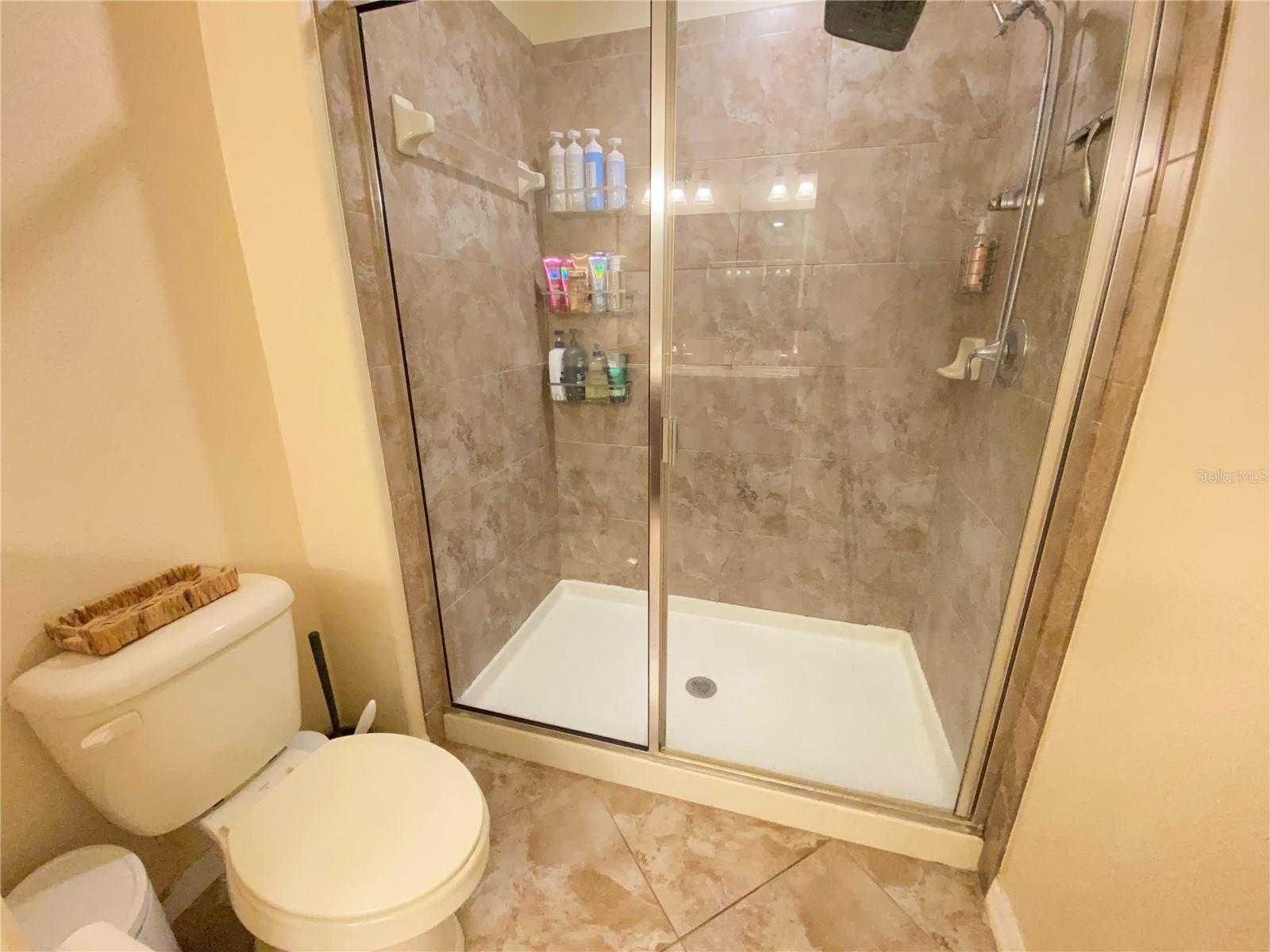 VERANDAH TWNHMS - Residential