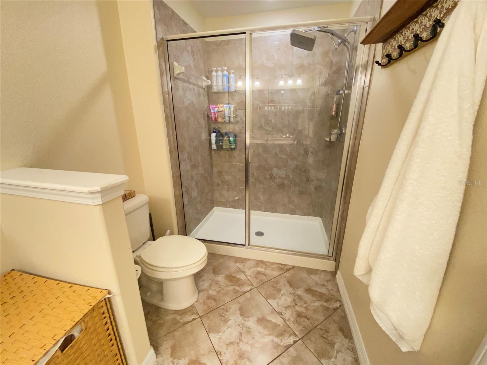 VERANDAH TWNHMS - Residential