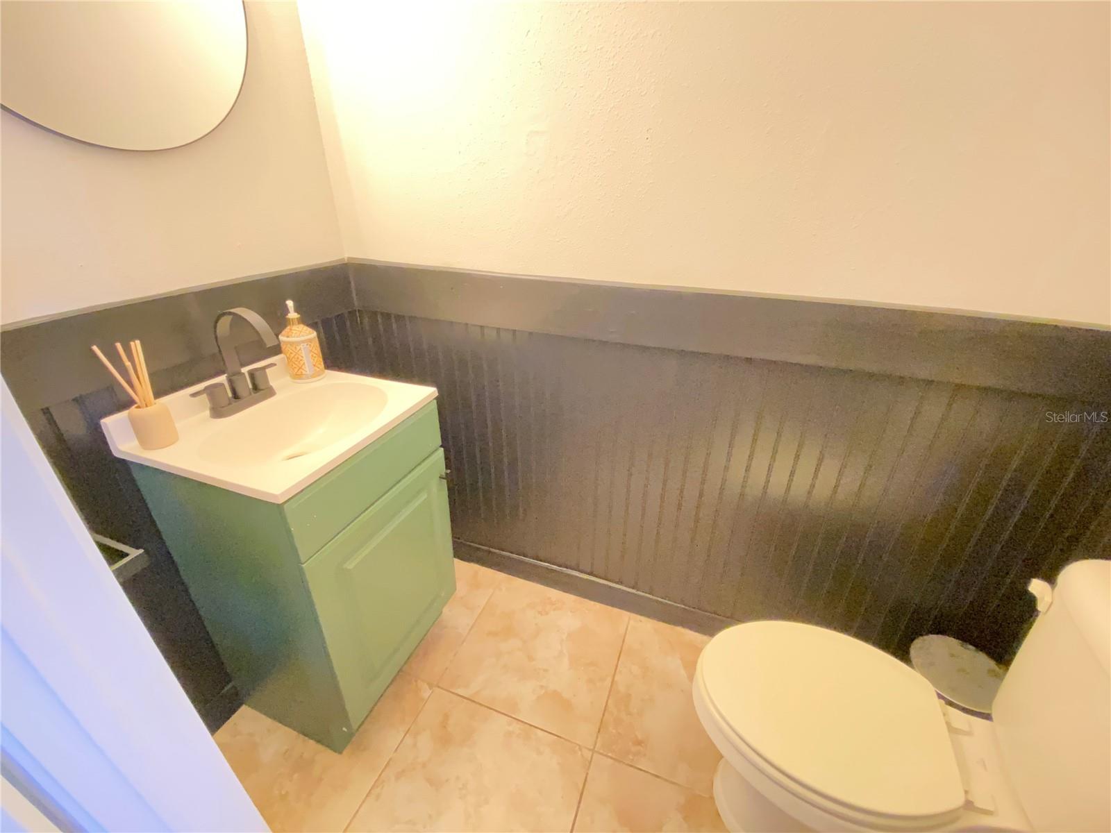 VERANDAH TWNHMS - Residential