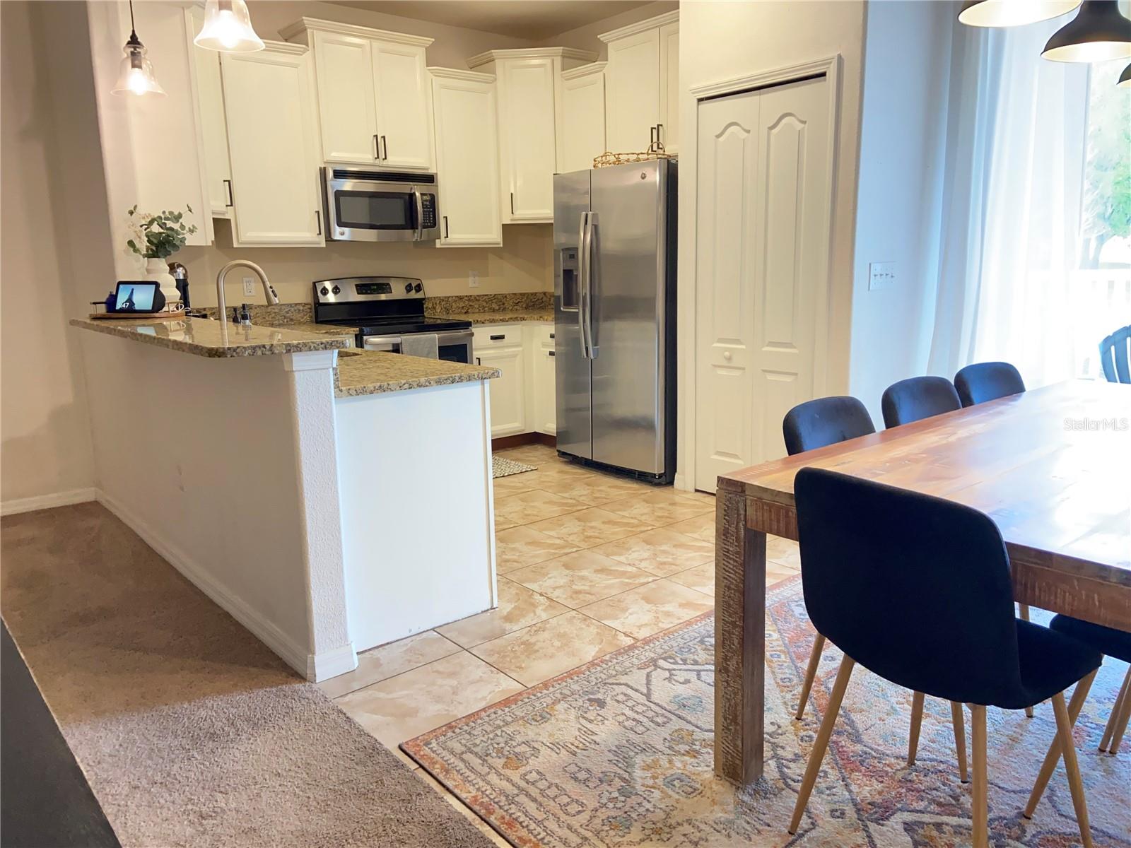 VERANDAH TWNHMS - Residential