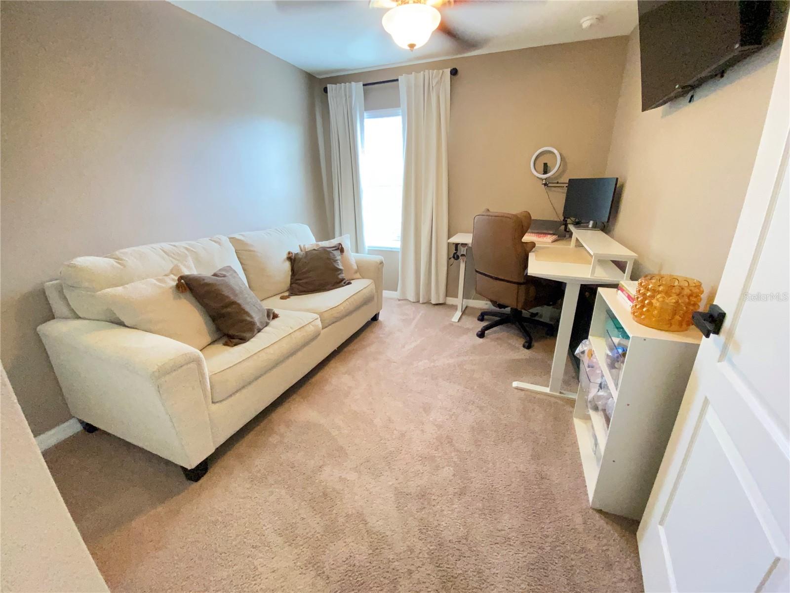 VERANDAH TWNHMS - Residential