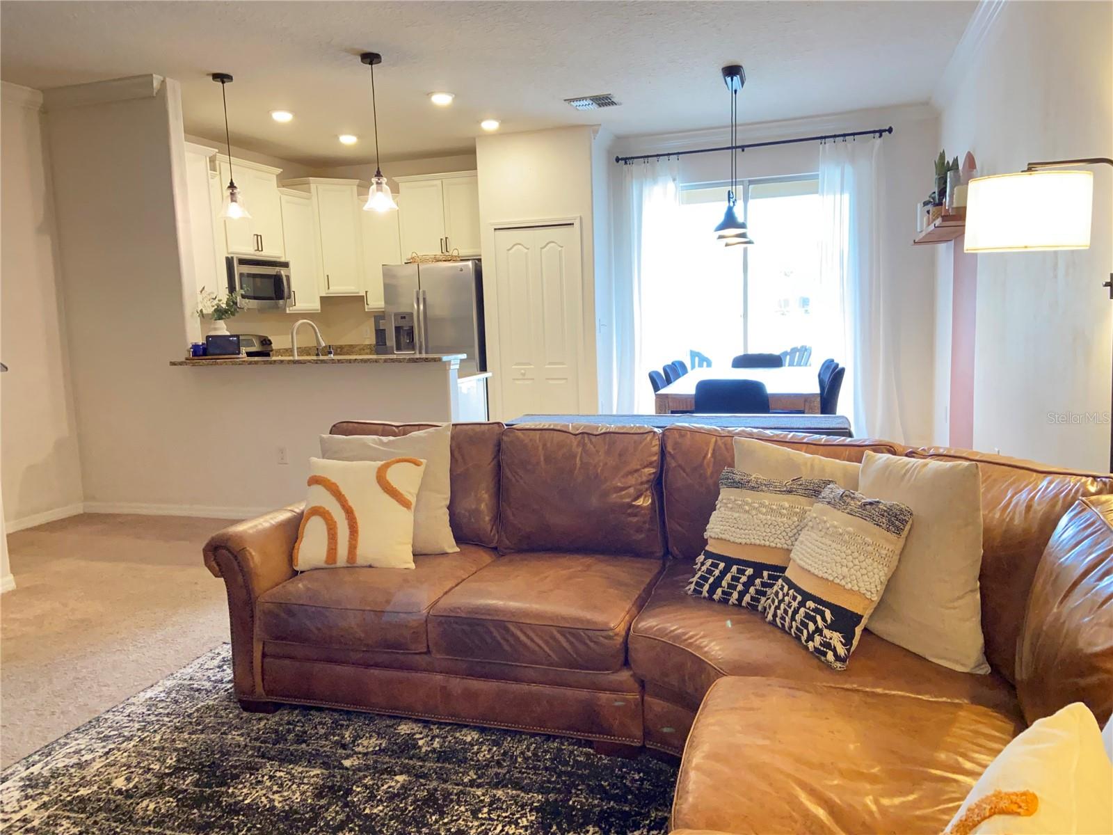 VERANDAH TWNHMS - Residential