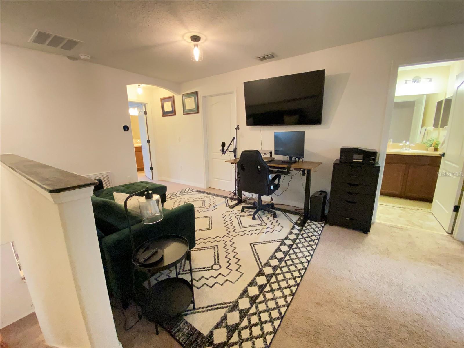 VERANDAH TWNHMS - Residential