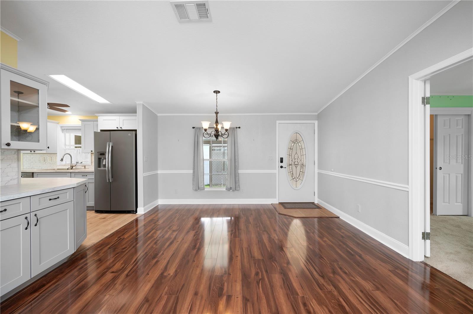 1000 KINGS HIGHWAY 389
