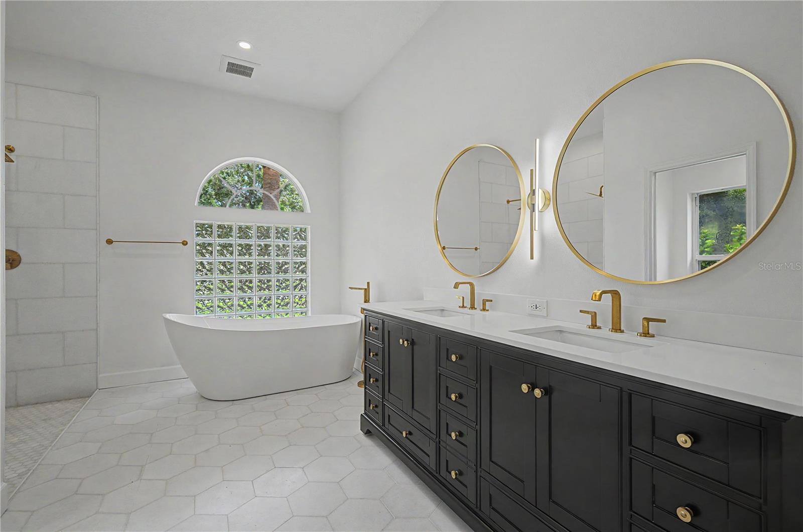 3692 Johnathon Ave, Palm Harbor, FL, 34685, USA, 5 Bedrooms Bedrooms, ,3 BathroomsBathrooms,Residential,Active,3692 Johnathon Ave,TB8520892