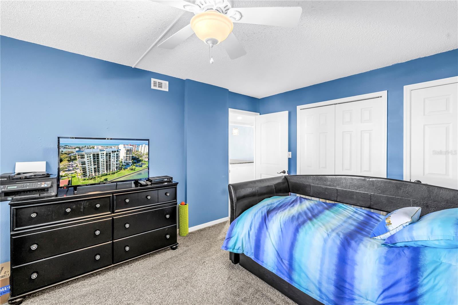 WEATHERLY THE CONDO - Residential