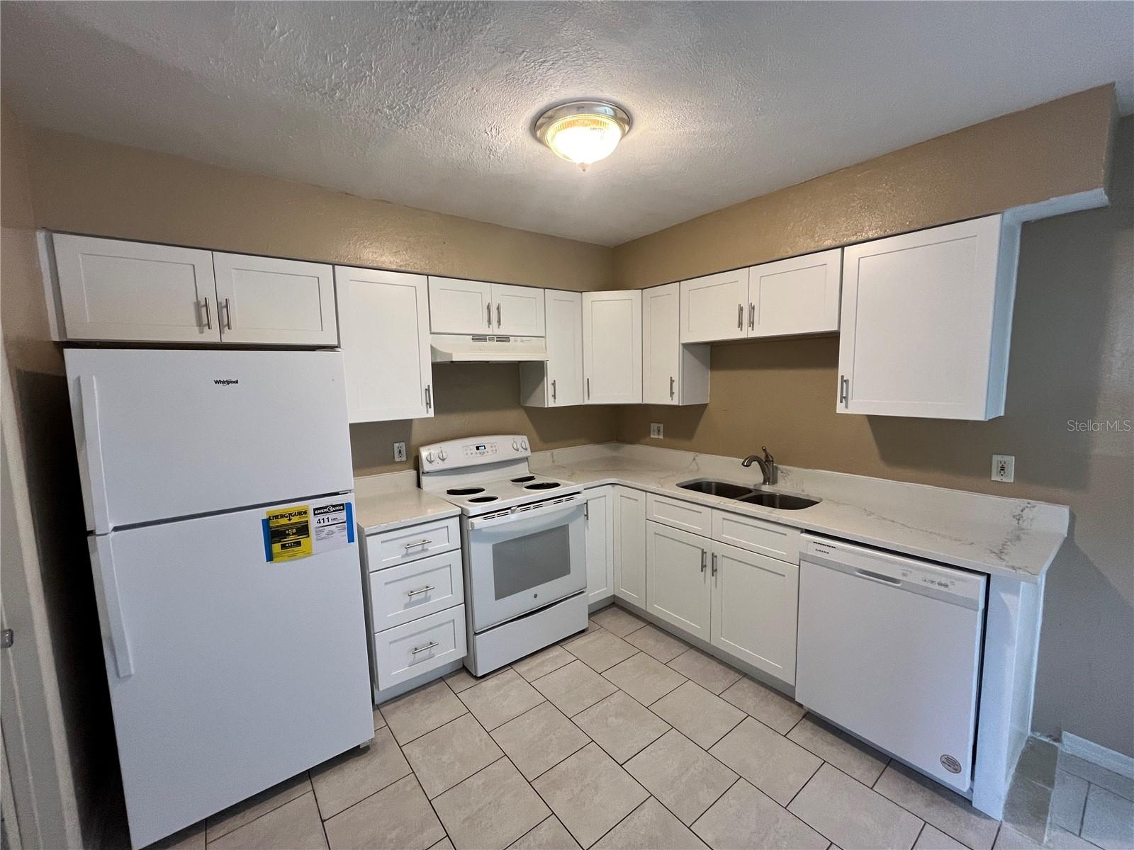 VILLAGE CONDO - Residential Lease