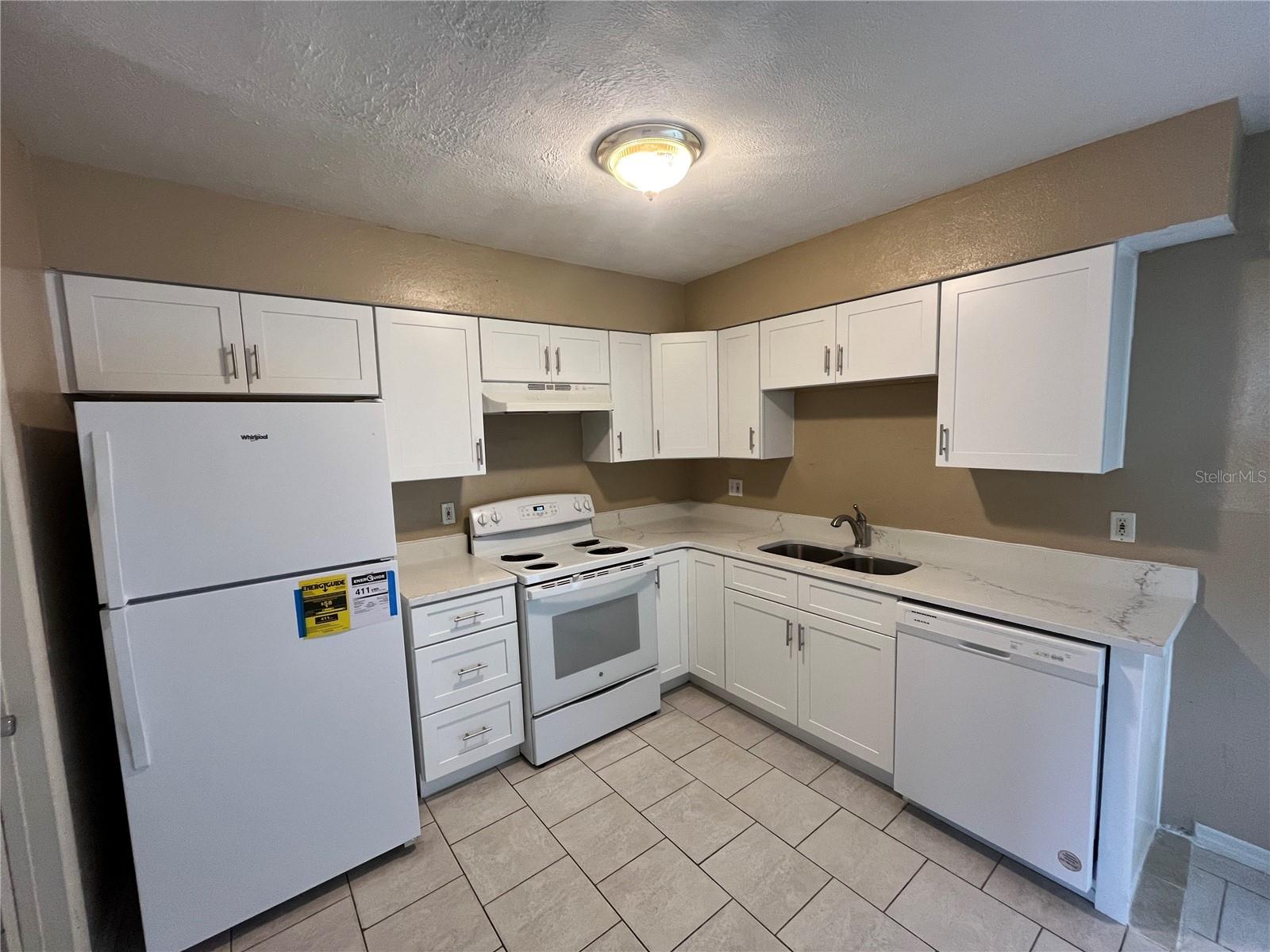 VILLAGE CONDO - Residential Lease