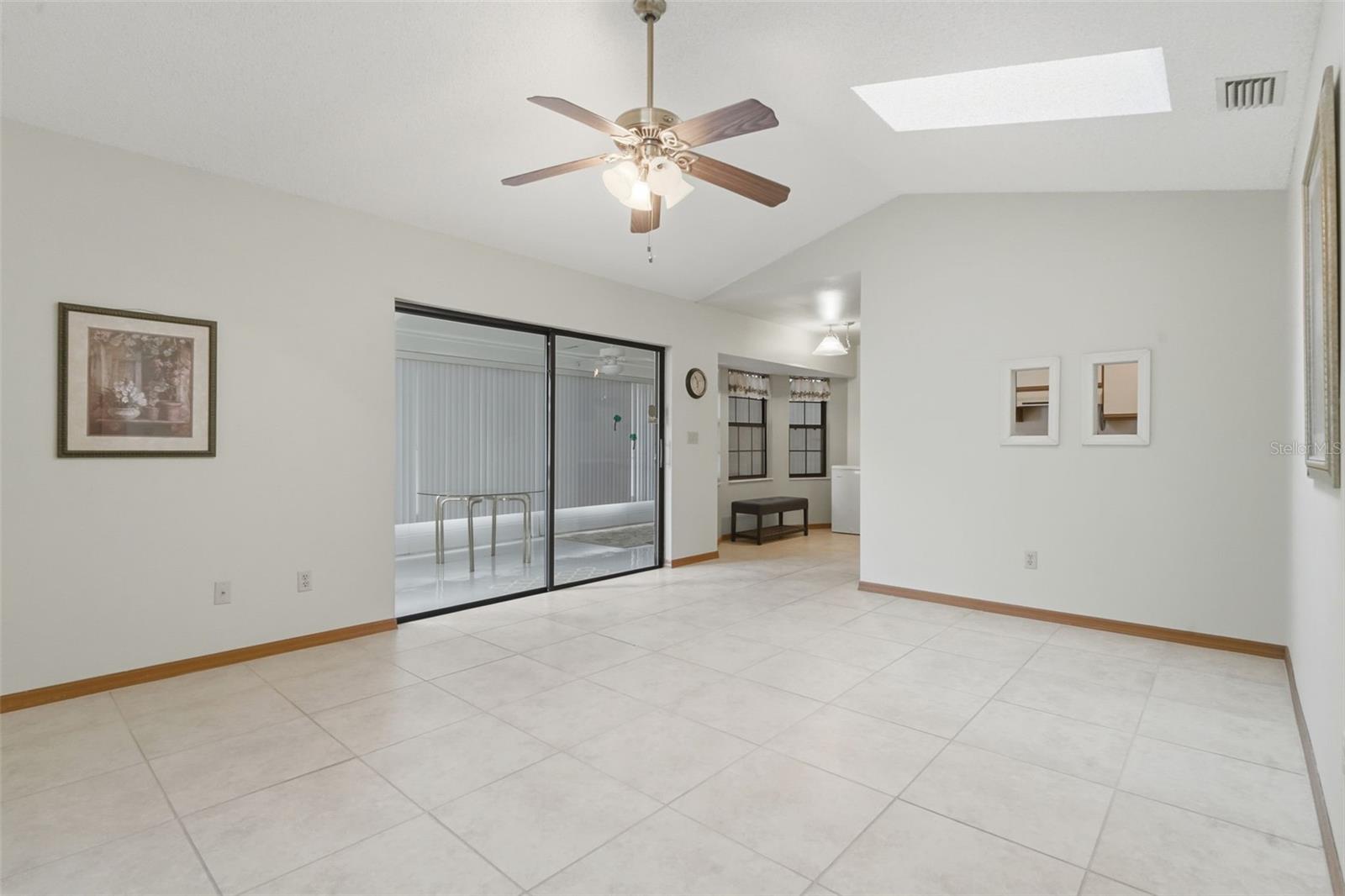 DELTONA LAKES UNIT 20 - Residential