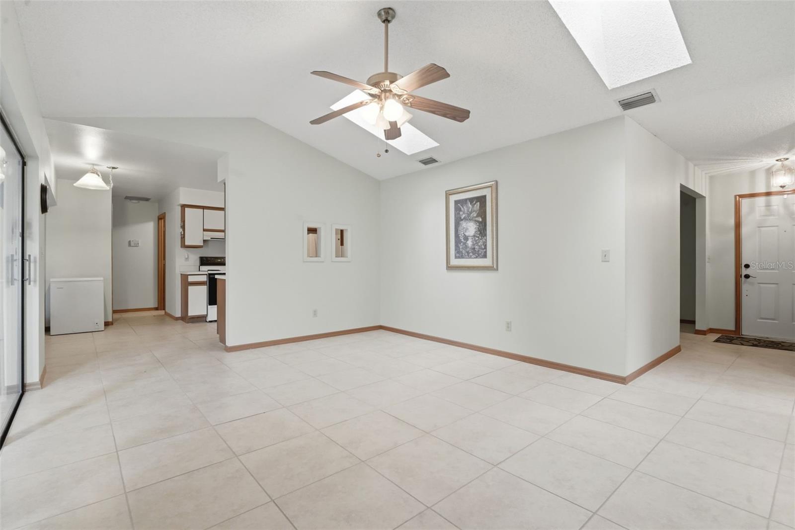 DELTONA LAKES UNIT 20 - Residential