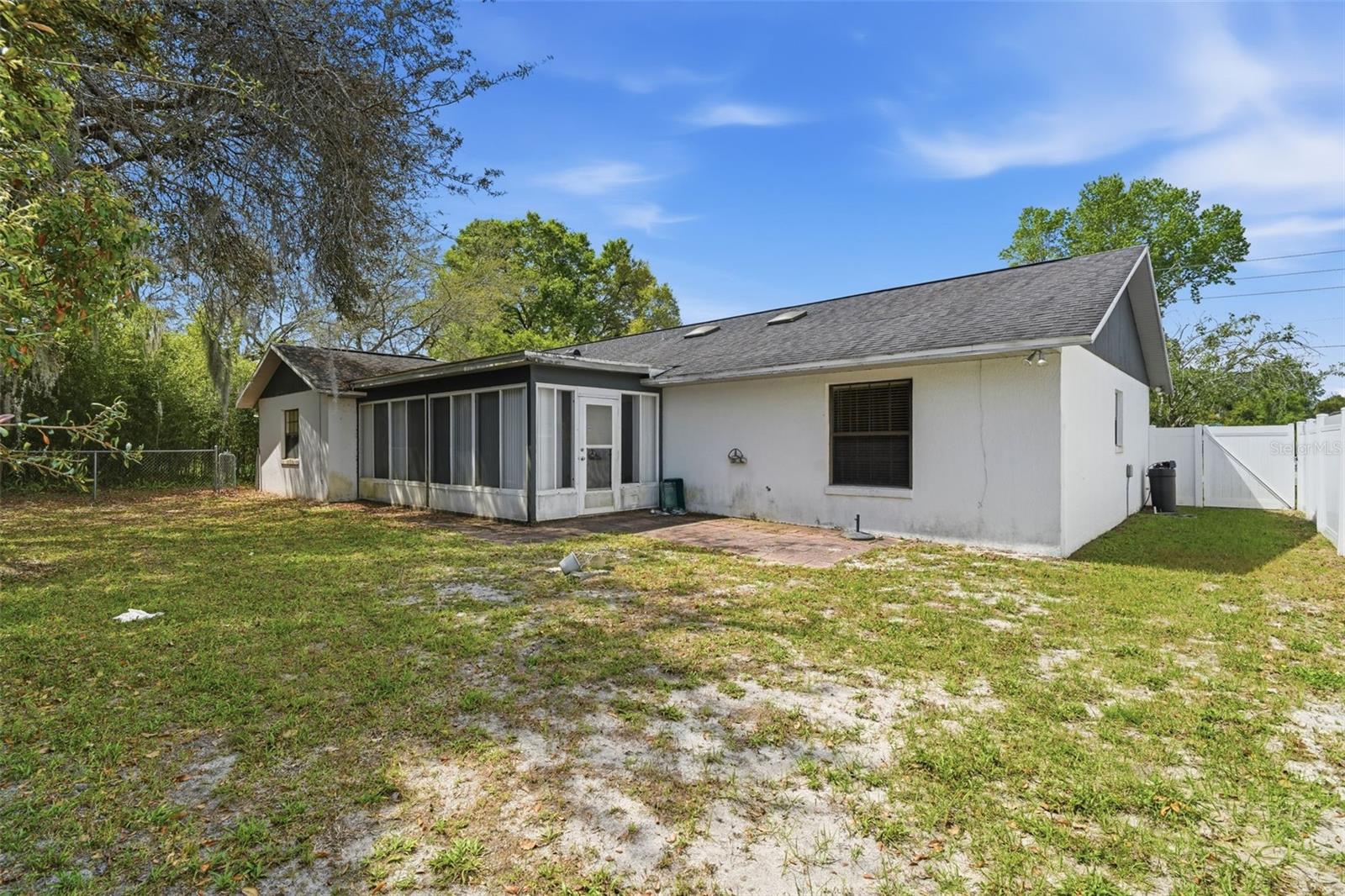 DELTONA LAKES UNIT 20 - Residential