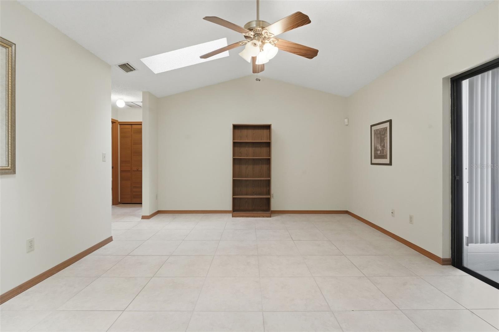 DELTONA LAKES UNIT 20 - Residential