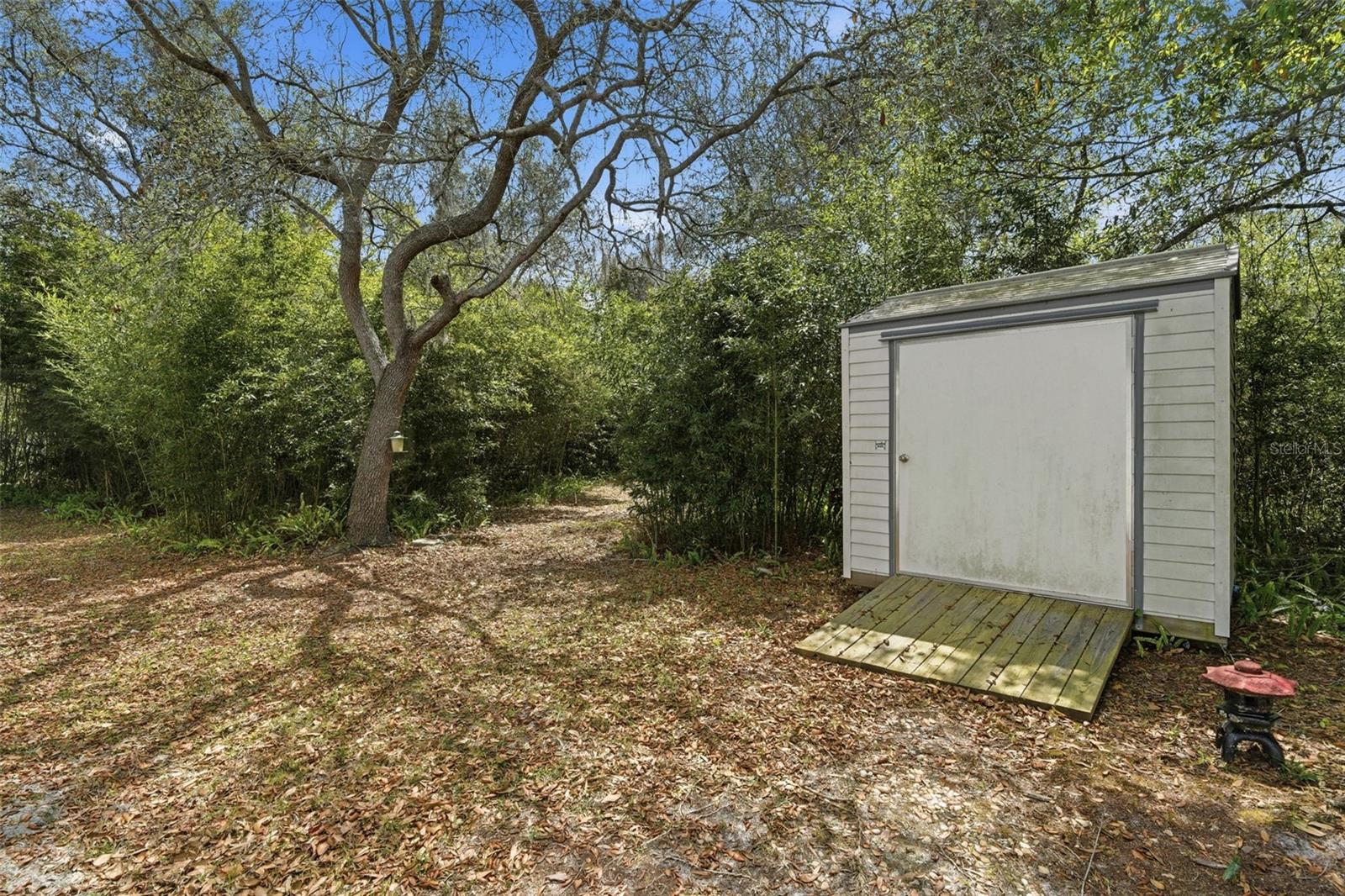 DELTONA LAKES UNIT 20 - Residential